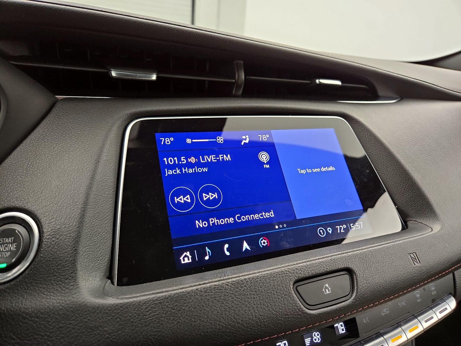 Thumbnail: 2021 Cadillac XT4 - 15