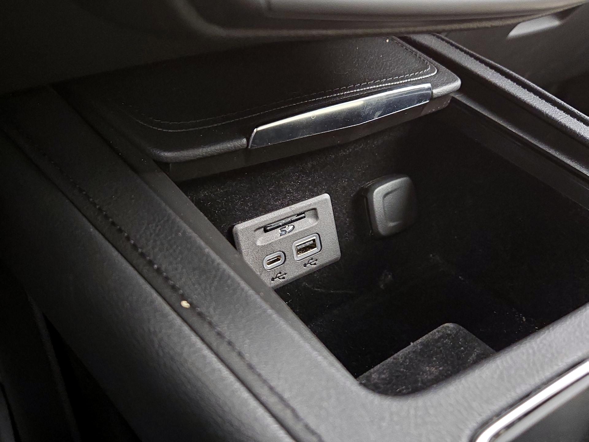 Thumbnail: 2021 Cadillac XT4 - 18