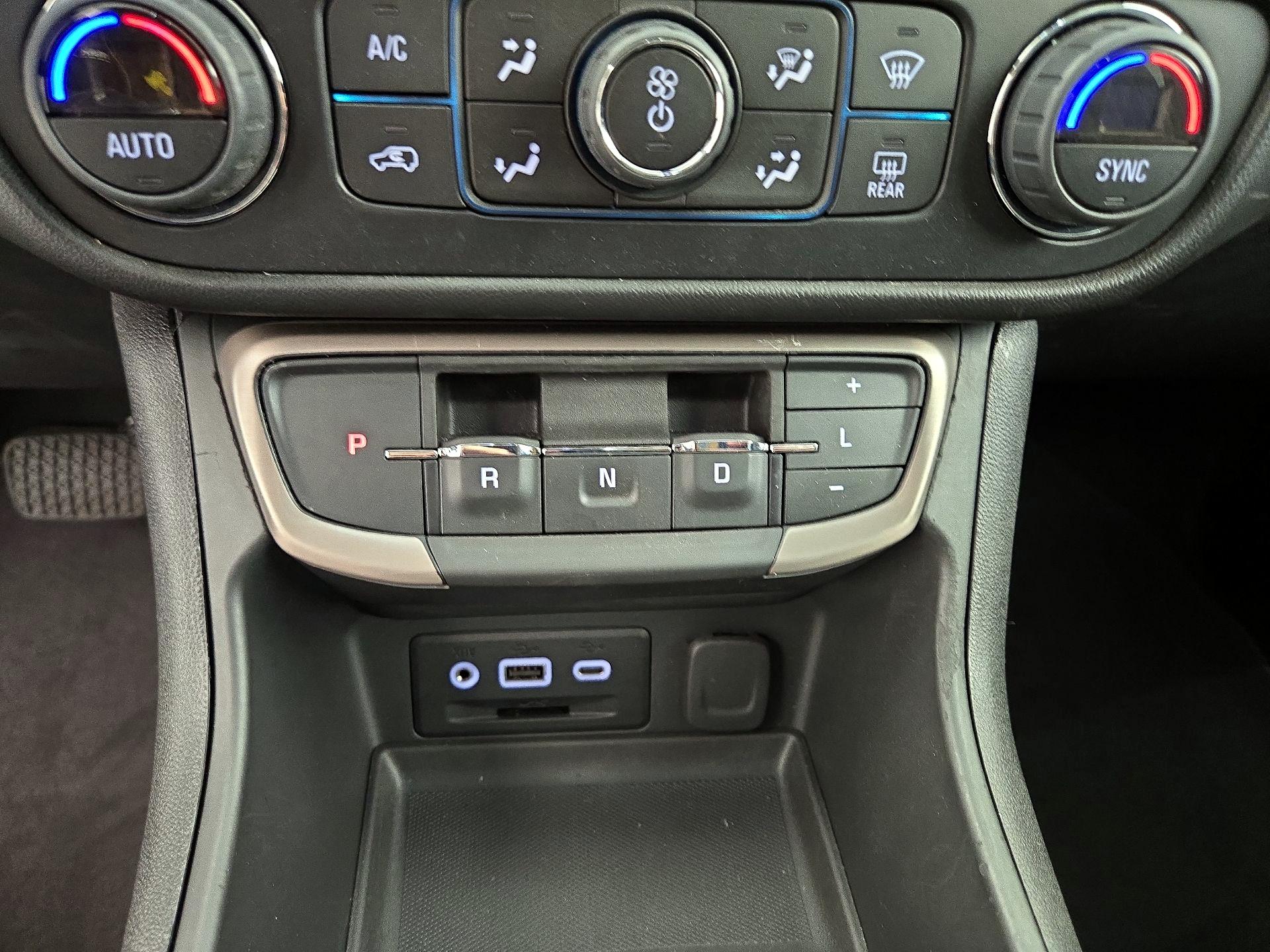 Thumbnail: 2023 GMC Terrain - 15