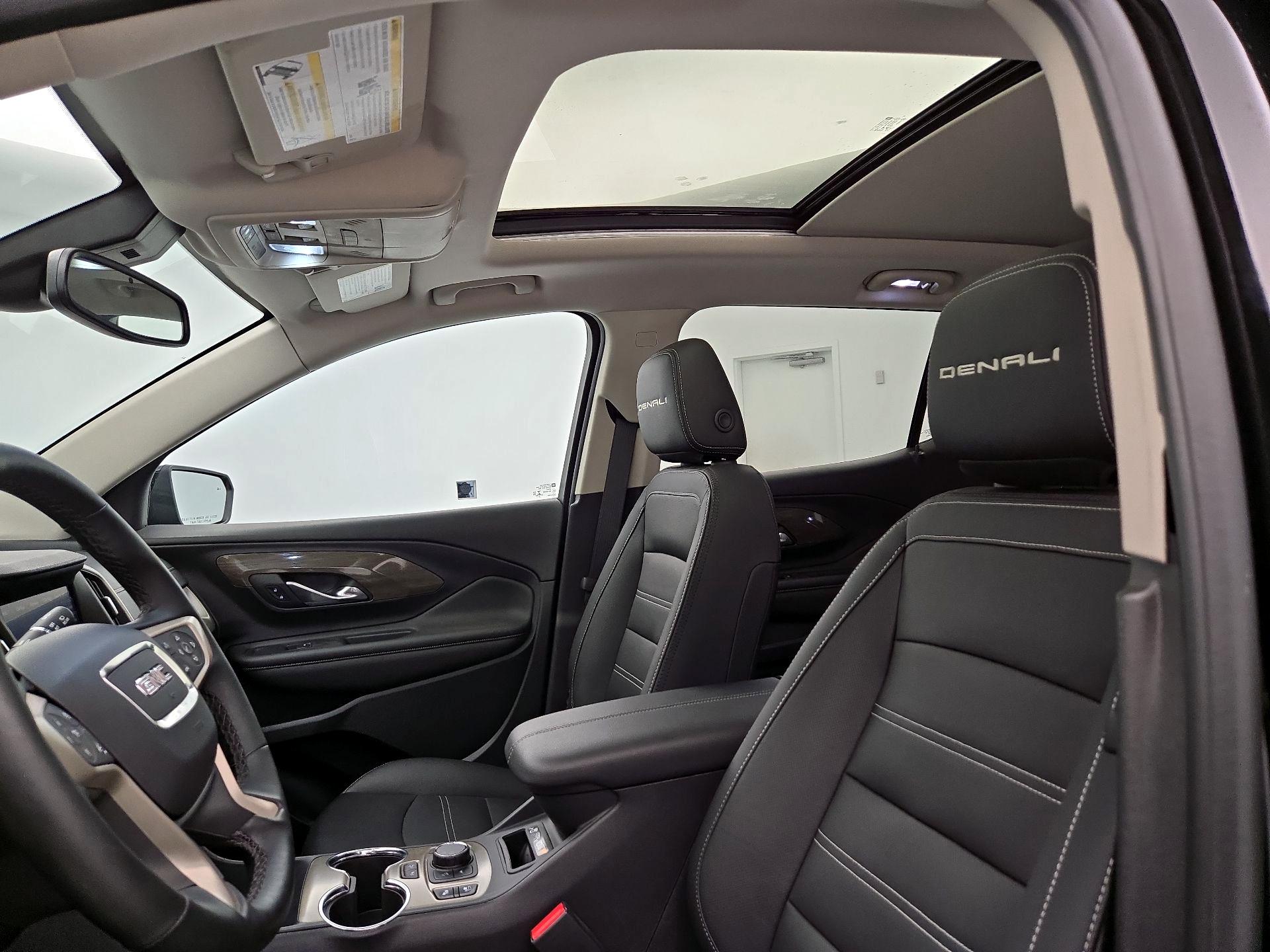 Thumbnail: 2023 GMC Terrain - 17