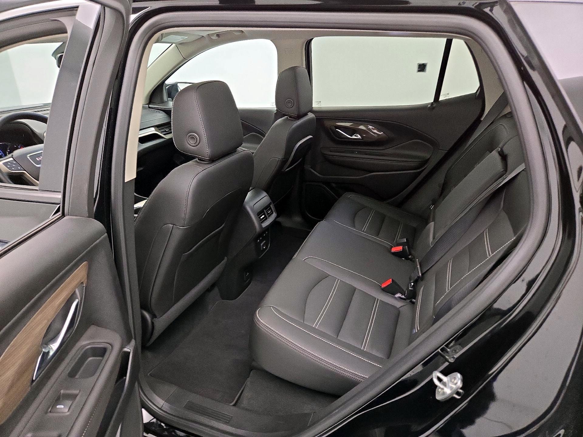 Thumbnail: 2023 GMC Terrain - 18