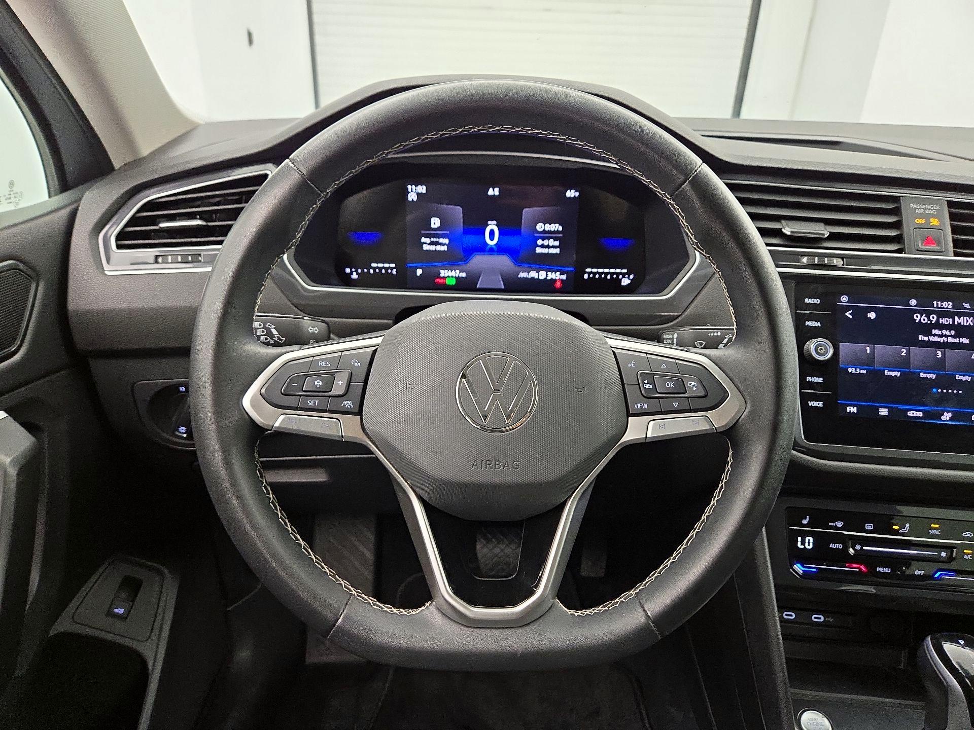 Thumbnail: 2024 Volkswagen Tiguan - 10