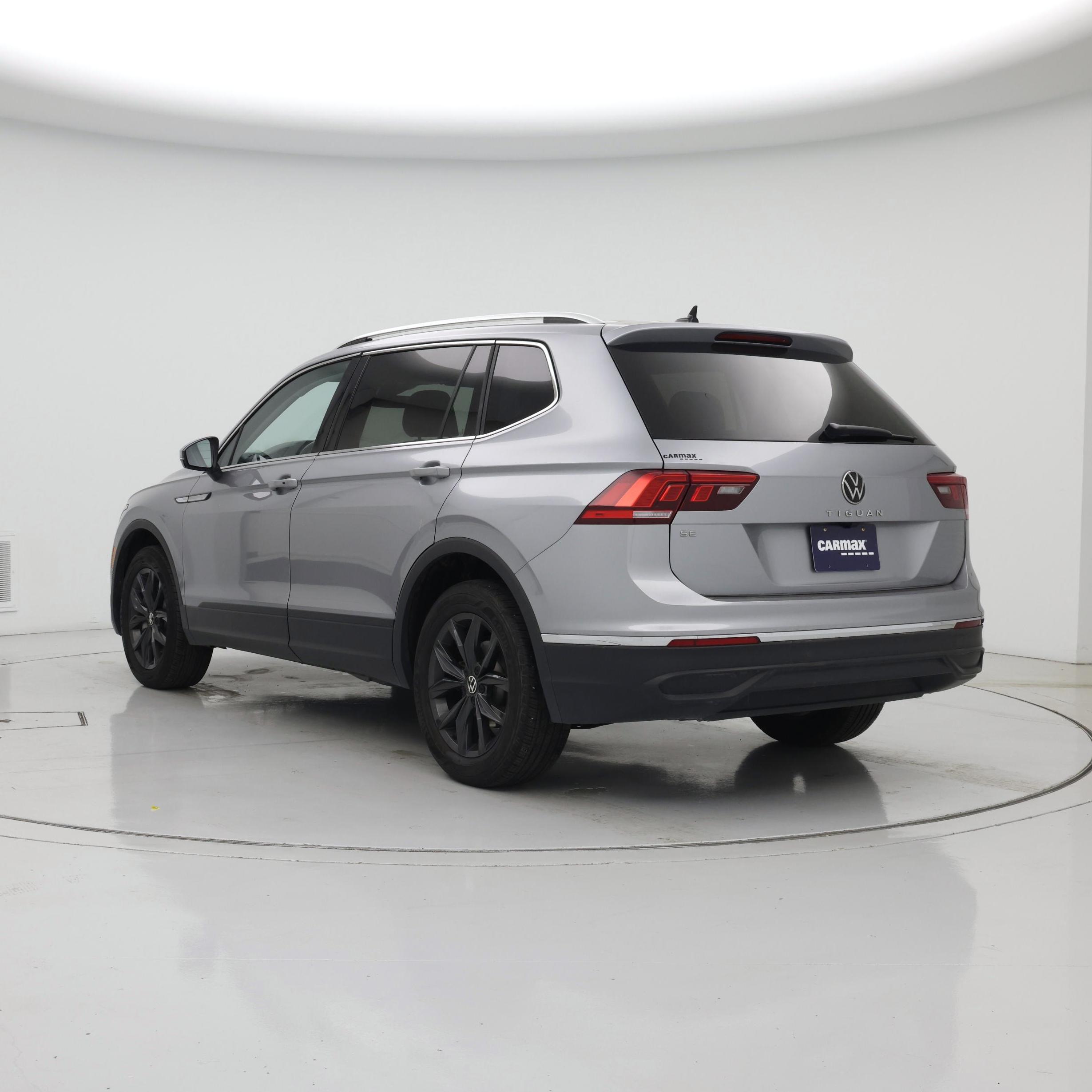 Thumbnail: 2024 Volkswagen Tiguan - 2