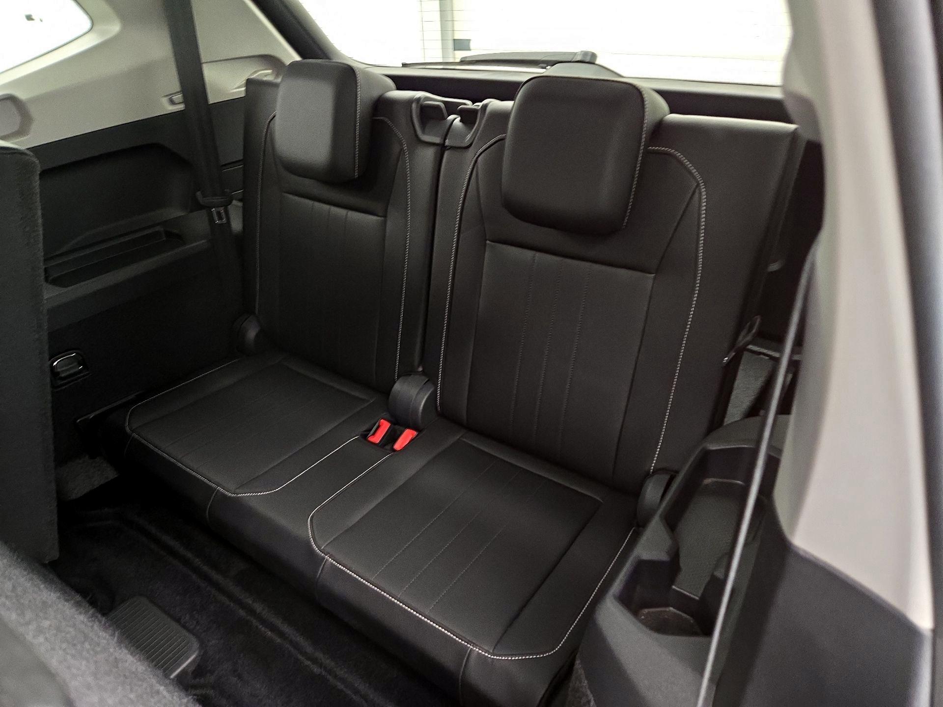 Thumbnail: 2024 Volkswagen Tiguan - 20