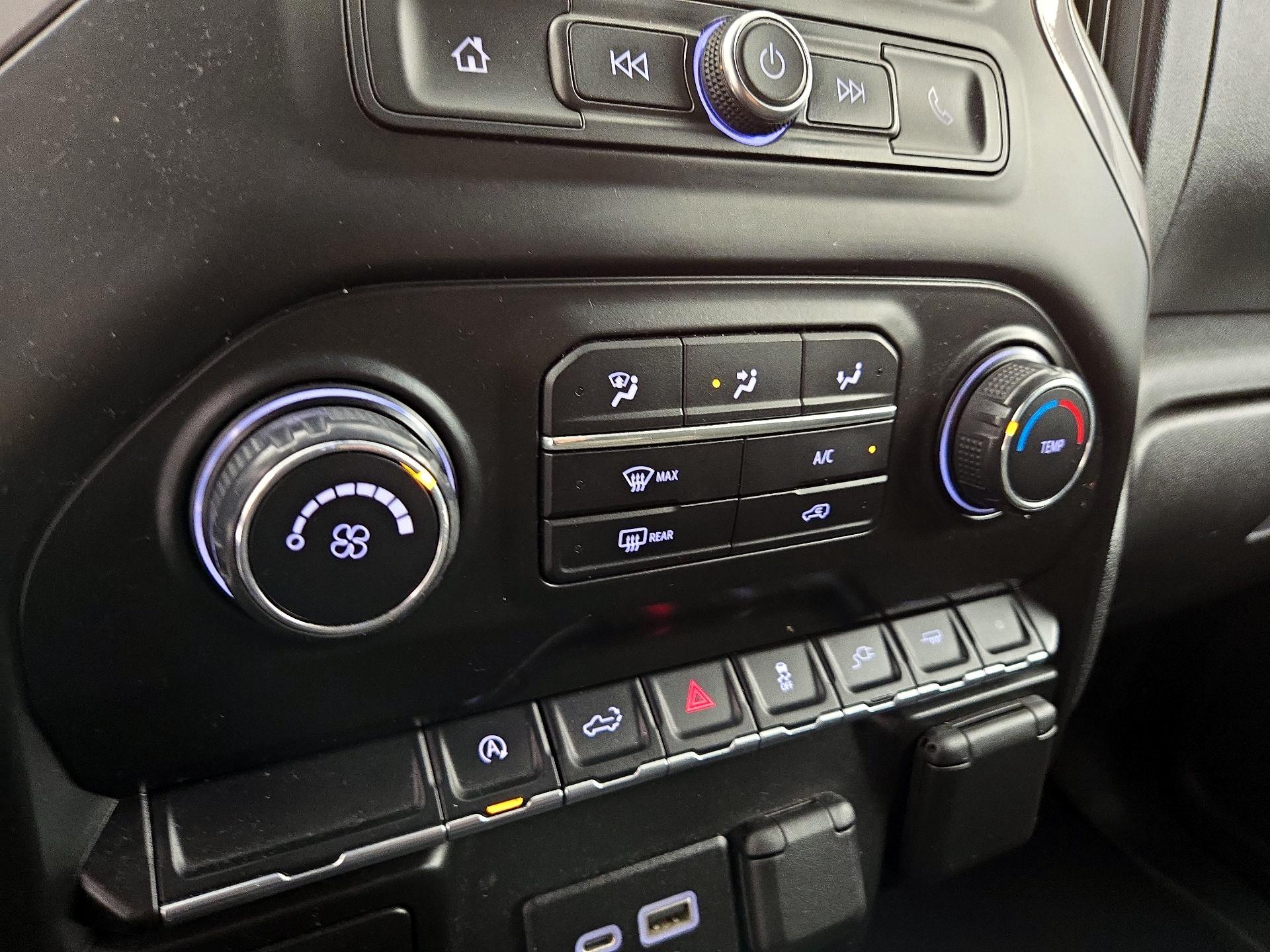 Thumbnail: 2021 Chevrolet Silverado 1500 - 16