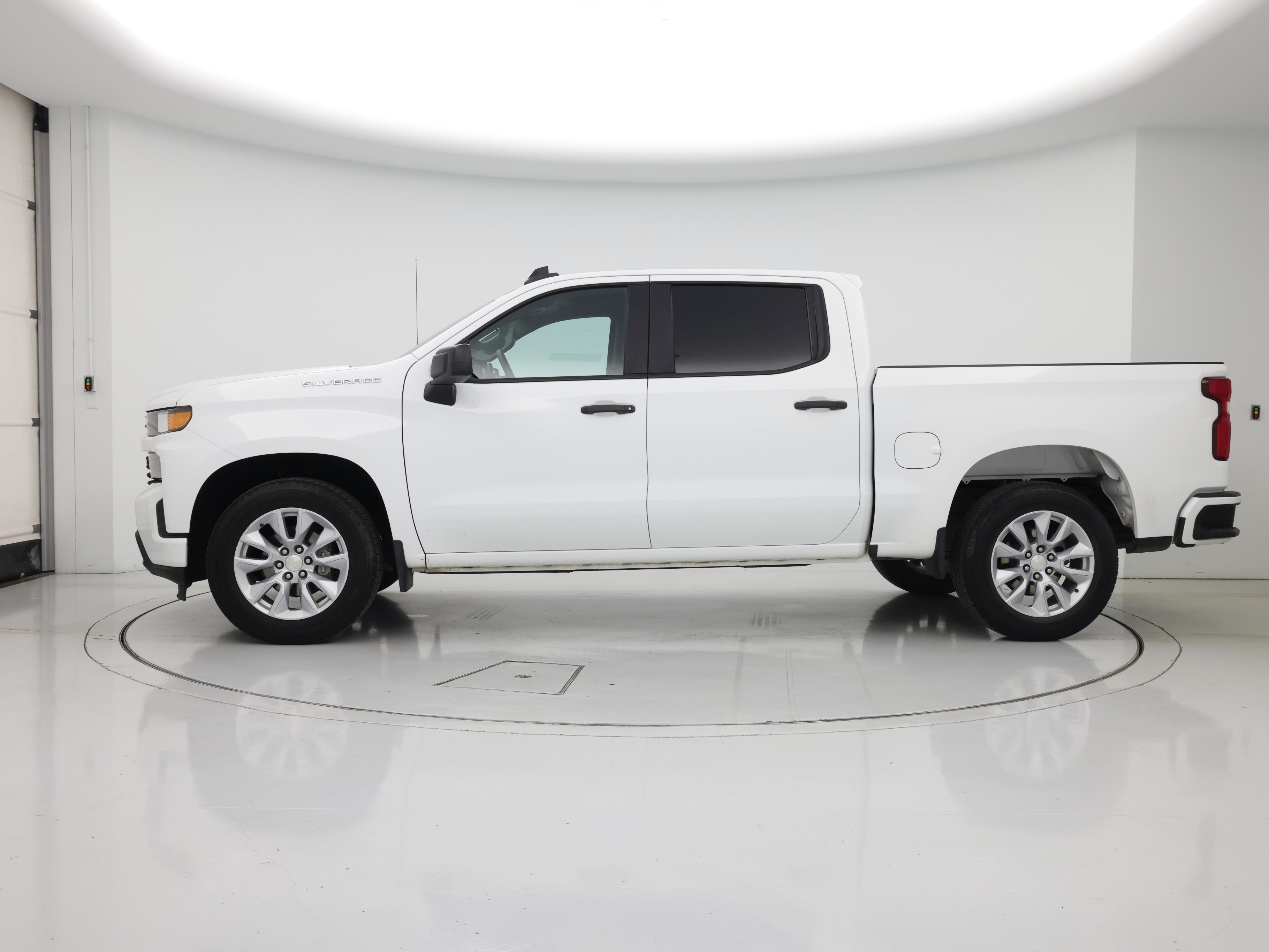 Thumbnail: 2021 Chevrolet Silverado 1500 - 3