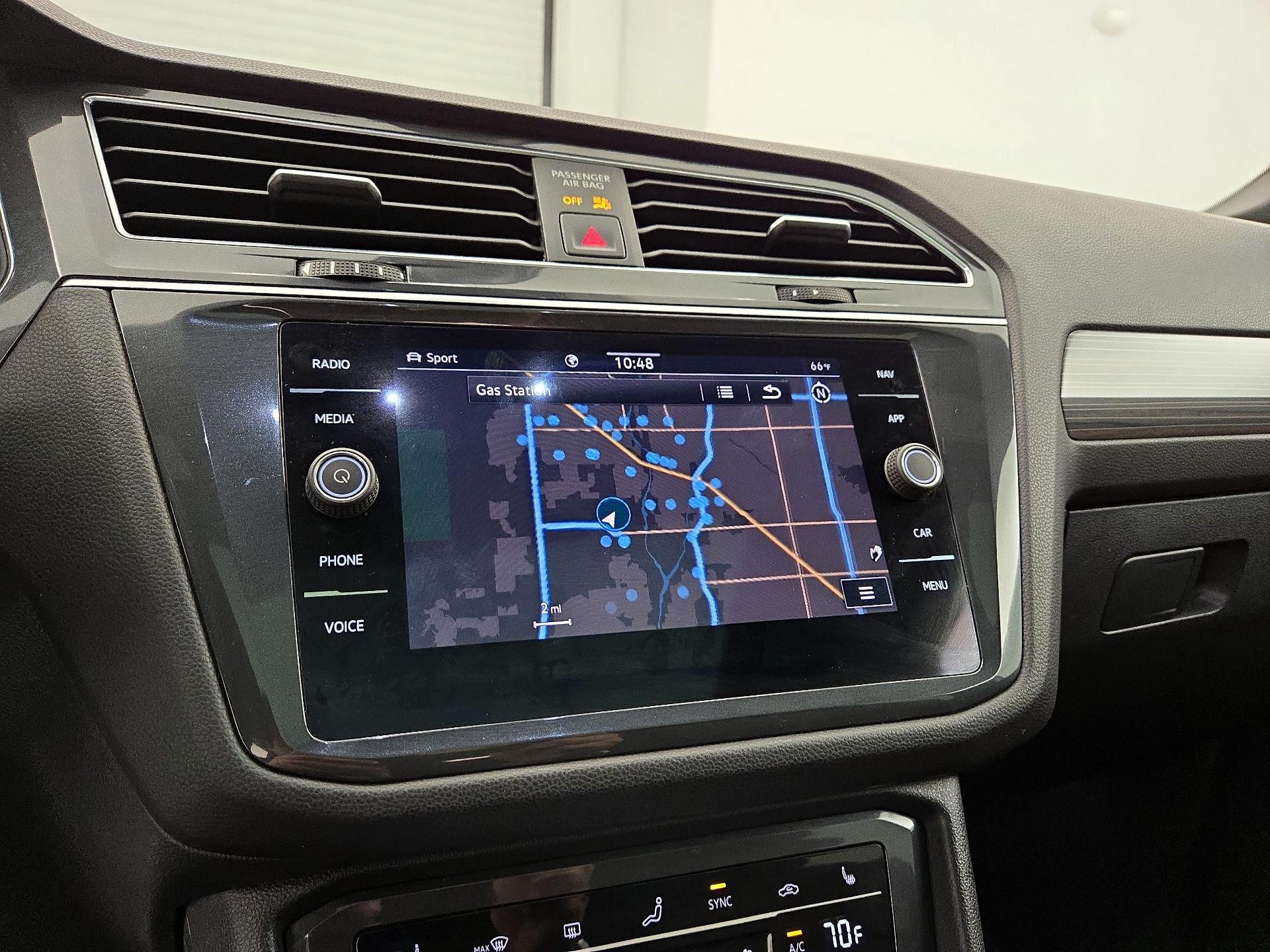 Thumbnail: 2022 Volkswagen Tiguan - 14