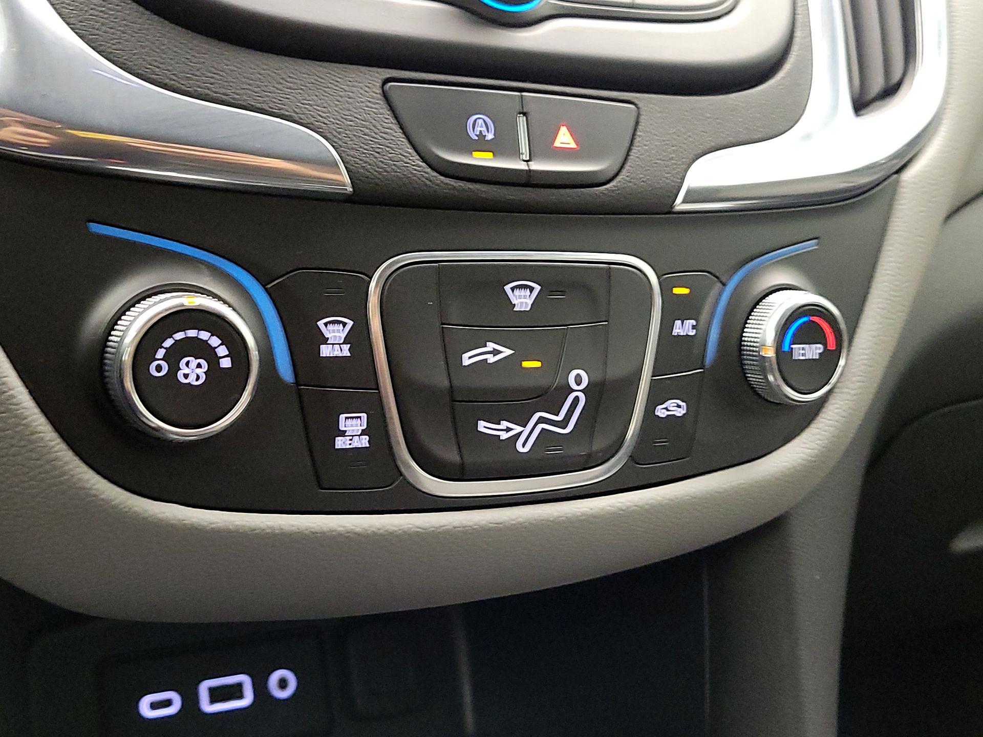 Thumbnail: 2023 Chevrolet Equinox - 16