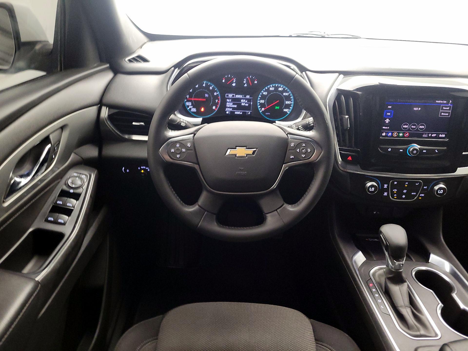 Thumbnail: 2022 Chevrolet Traverse - 10