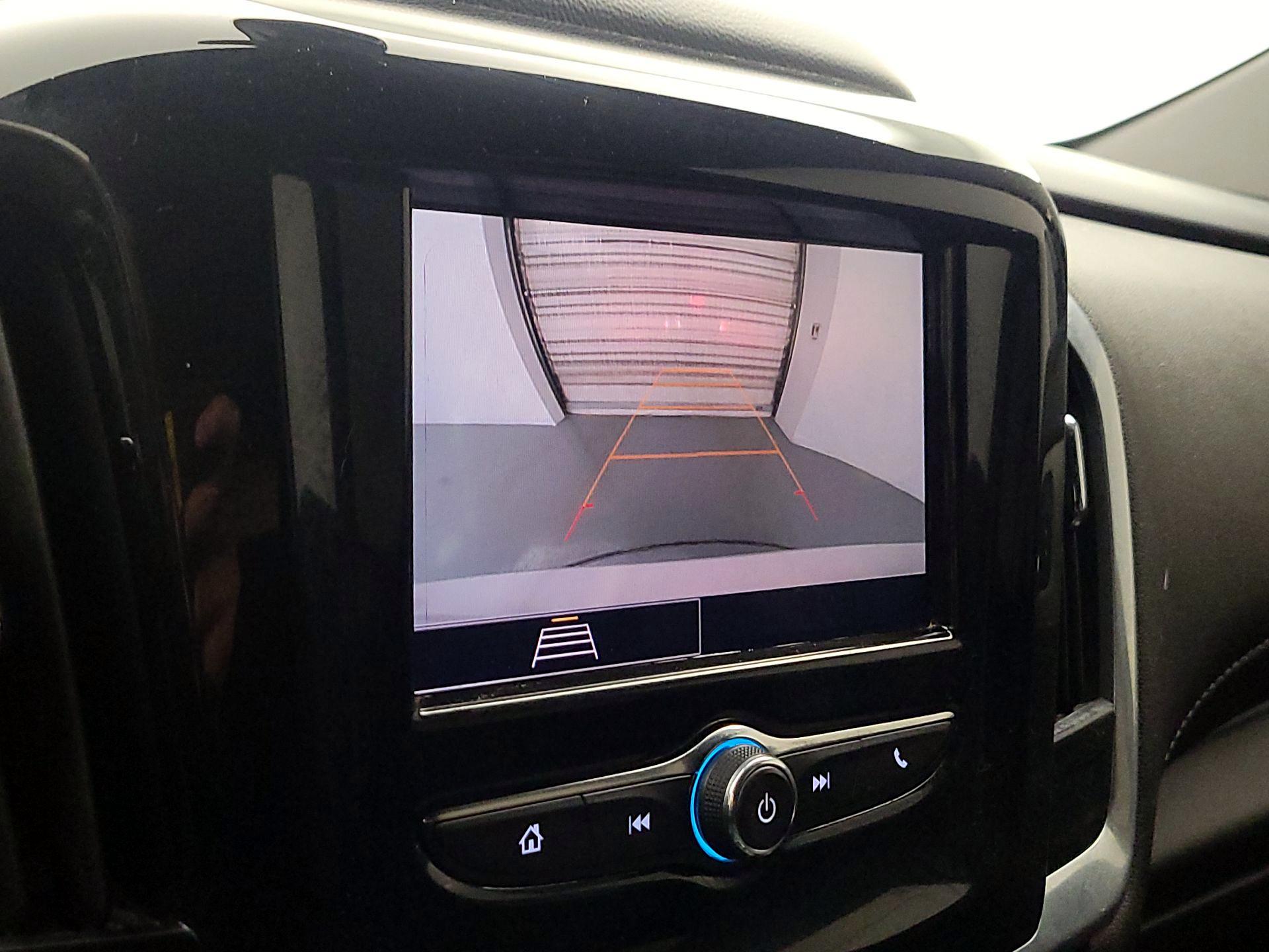 Thumbnail: 2022 Chevrolet Traverse - 14