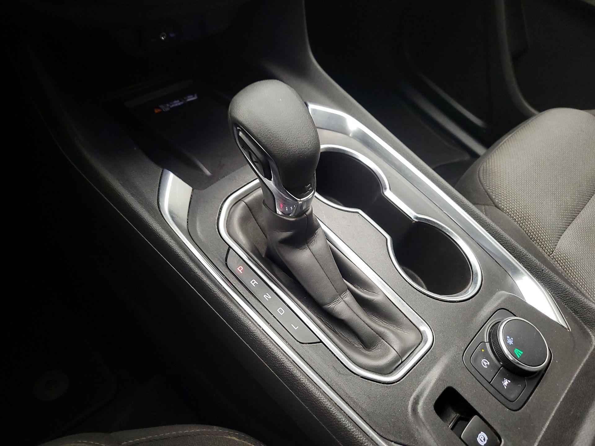 Thumbnail: 2022 Chevrolet Traverse - 17