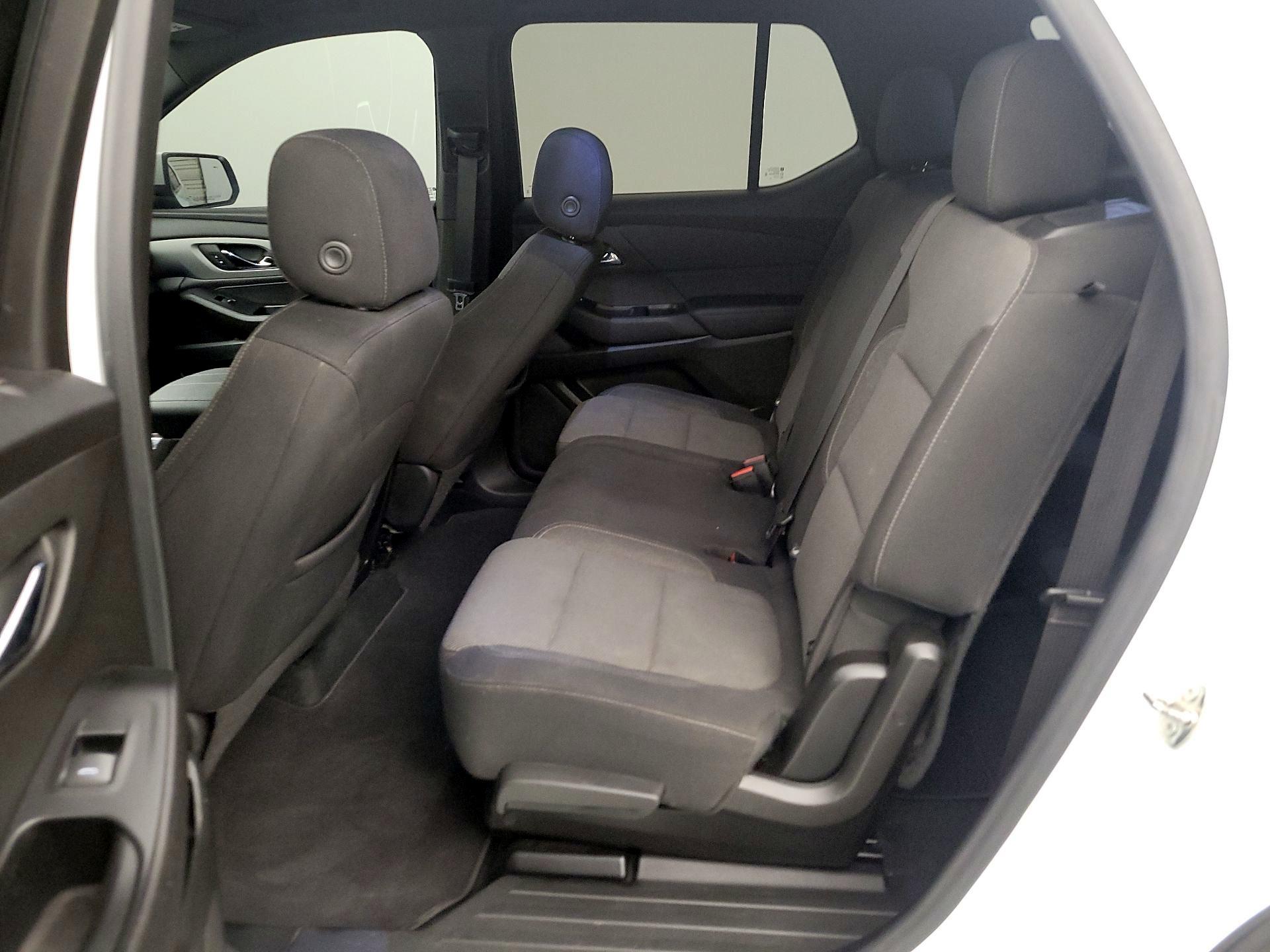 Thumbnail: 2022 Chevrolet Traverse - 19