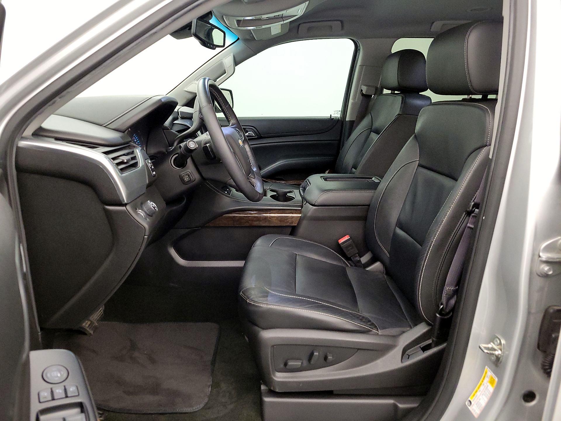 Thumbnail: 2017 Chevrolet Tahoe - 11