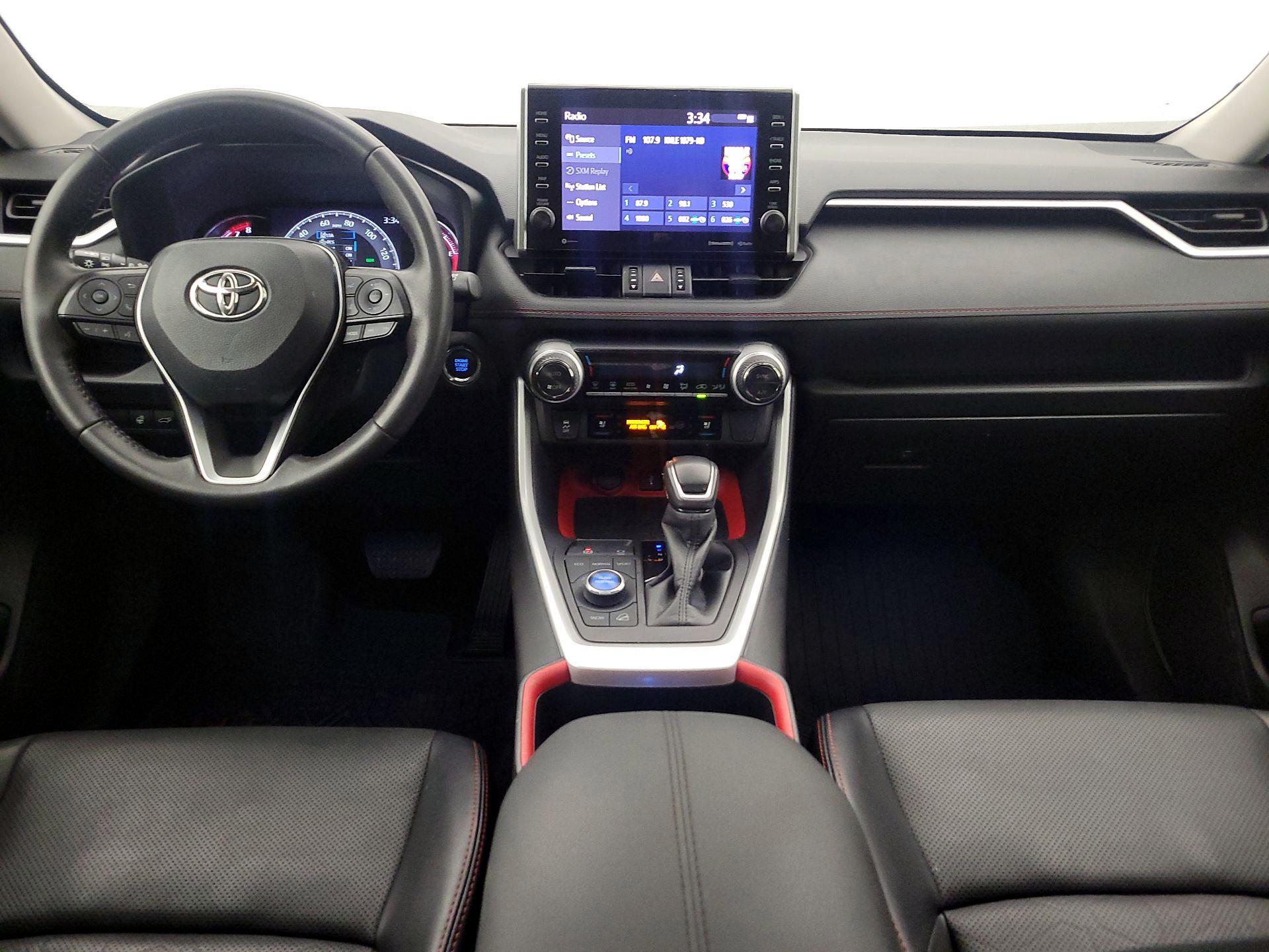 Thumbnail: 2022 Toyota RAV4 - 9