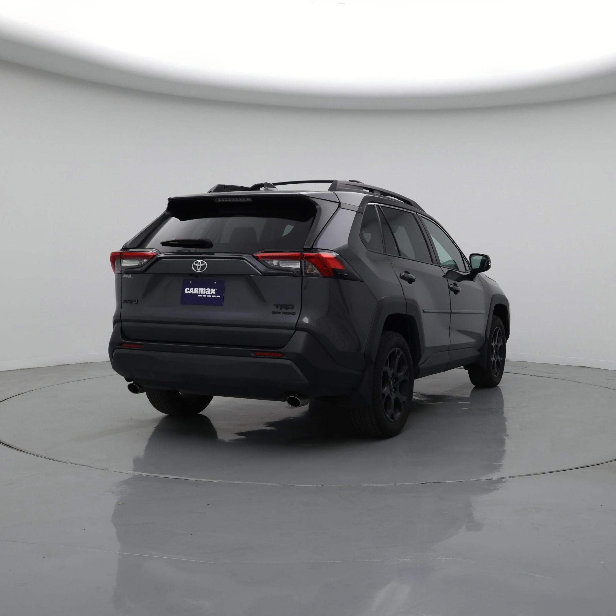 Thumbnail: 2022 Toyota RAV4 - 8