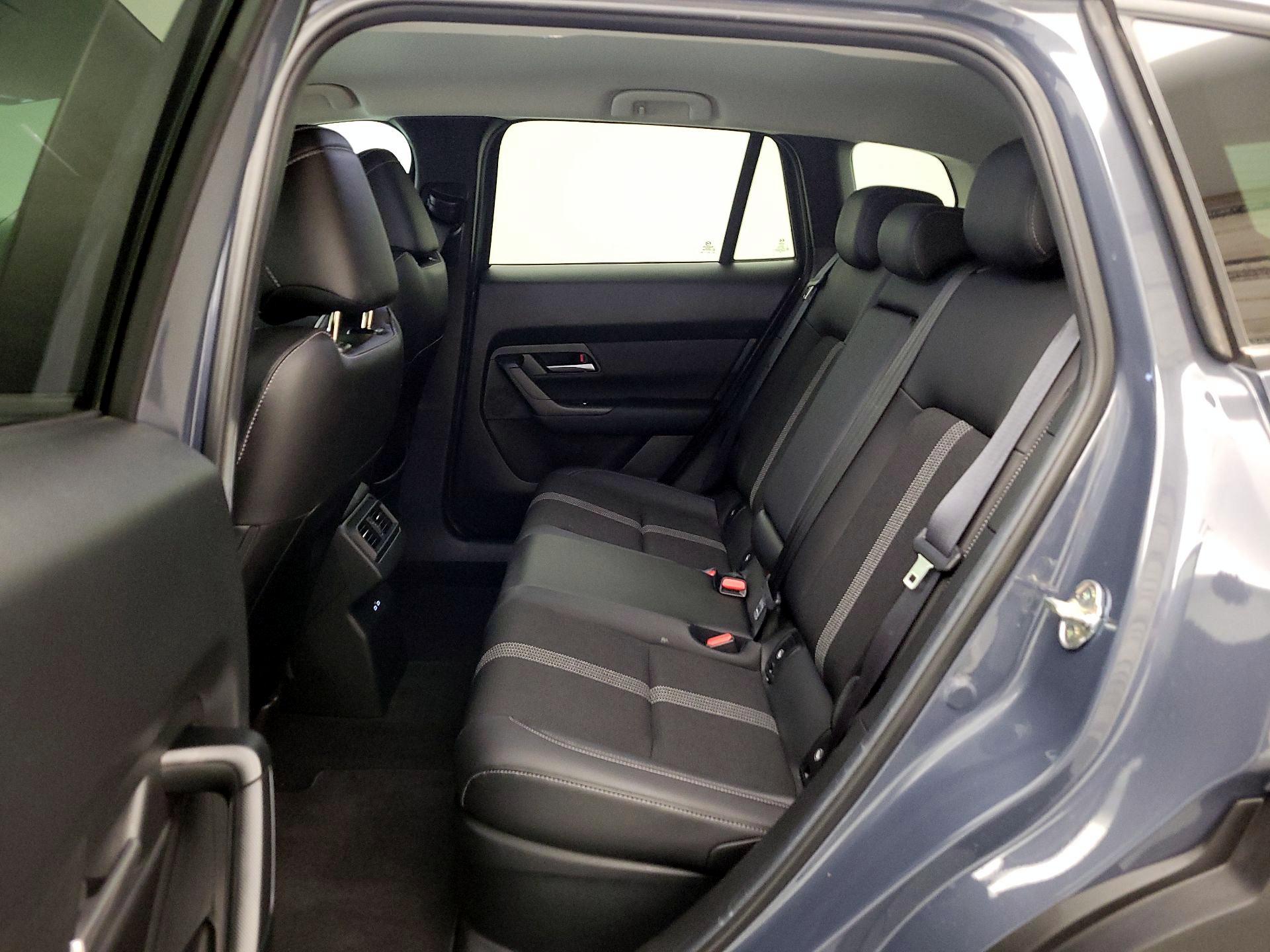 Thumbnail: 2025 Mazda CX-50 - 18