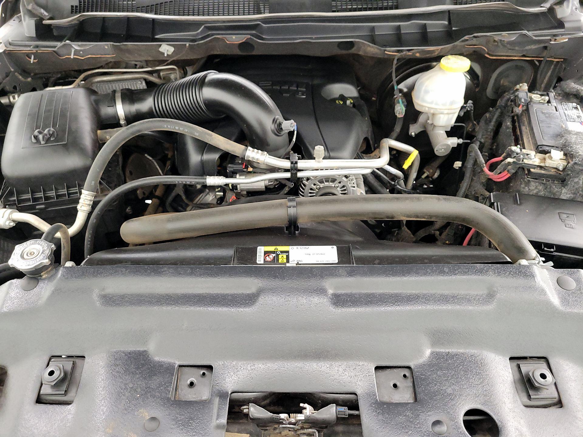 Thumbnail: 2019 RAM 1500 Classic - 17