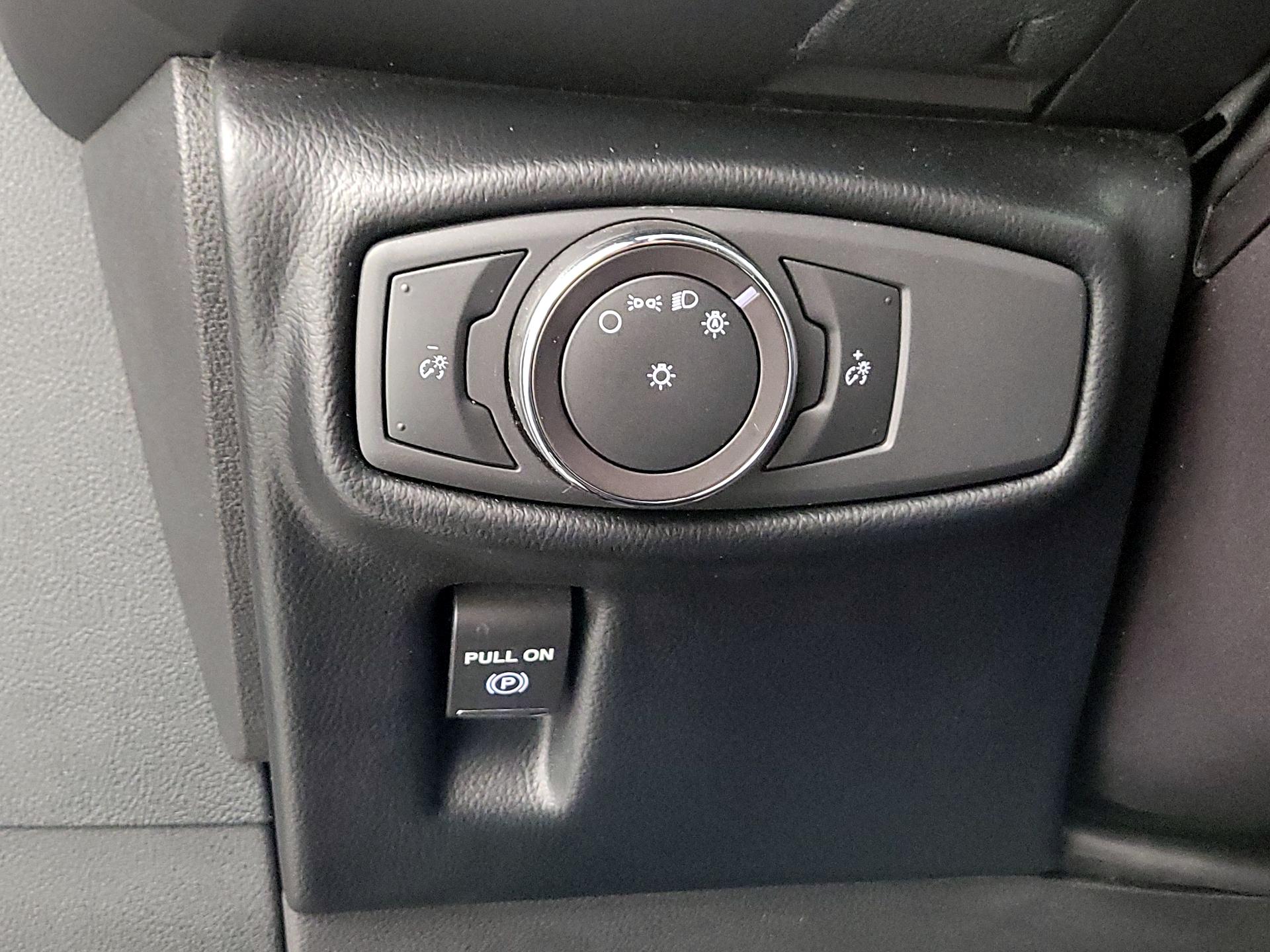 Thumbnail: 2018 Lincoln MKX - 13