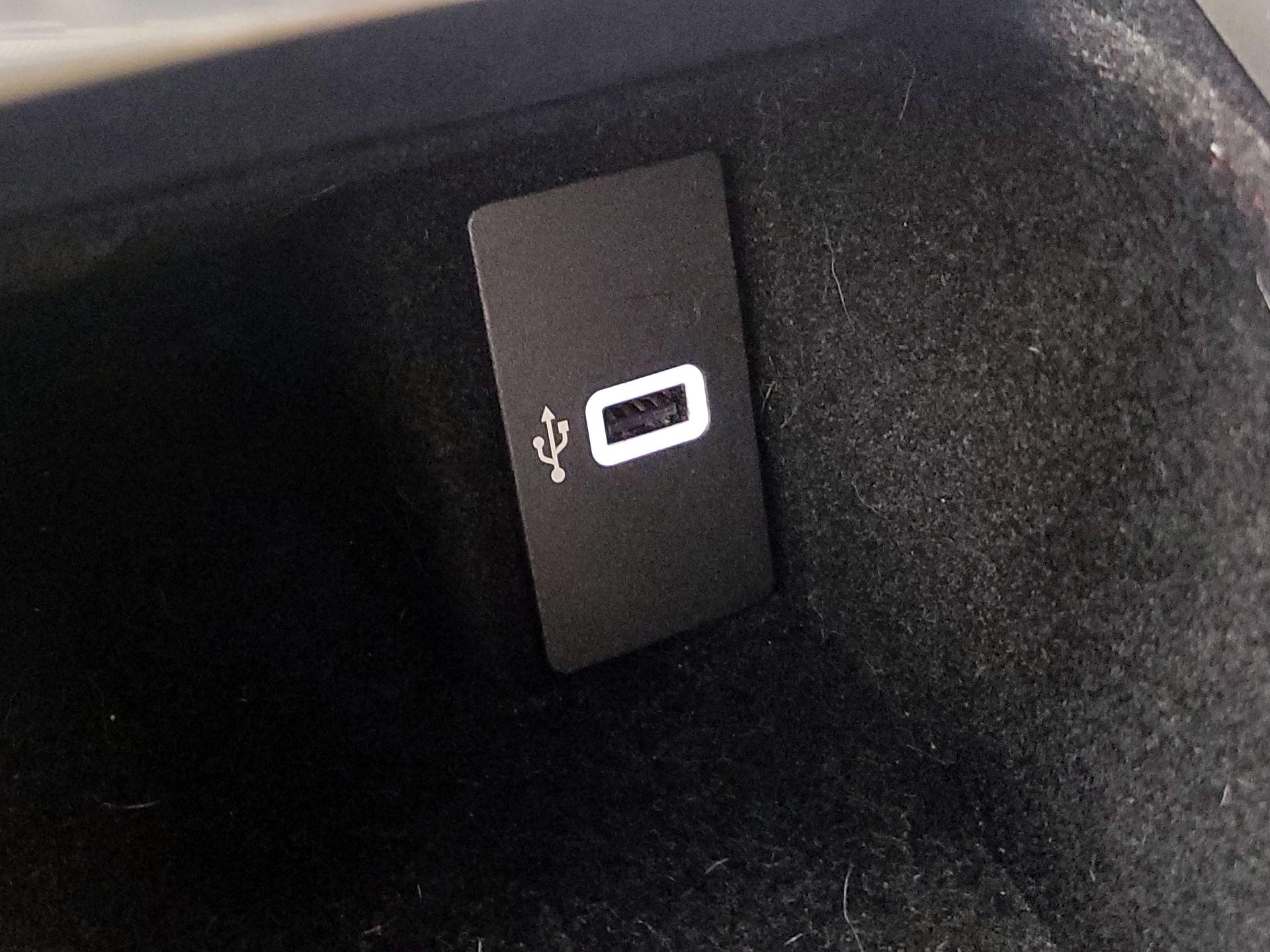 Thumbnail: 2018 Lincoln MKX - 18