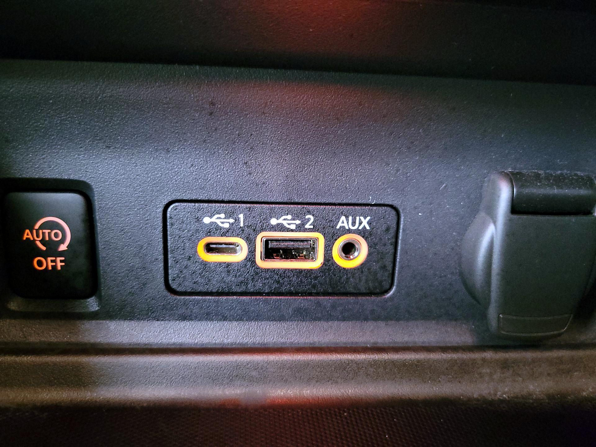 Thumbnail: 2024 Nissan Sentra - 18