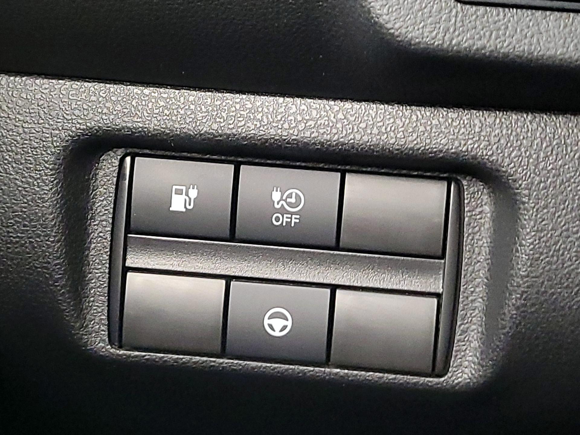 Thumbnail: 2020 Nissan Leaf - 13