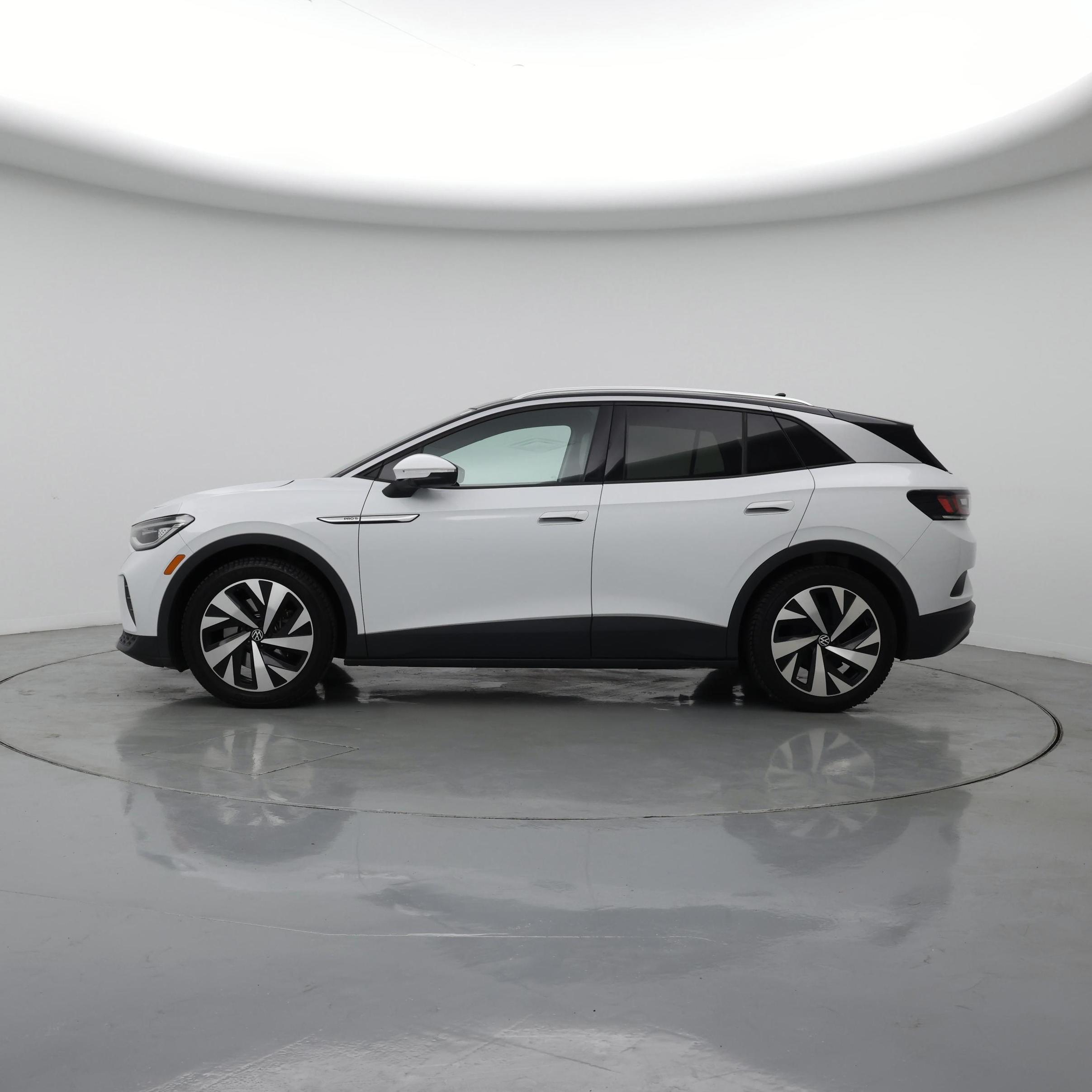 Thumbnail: 2021 Volkswagen ID.4 - 3