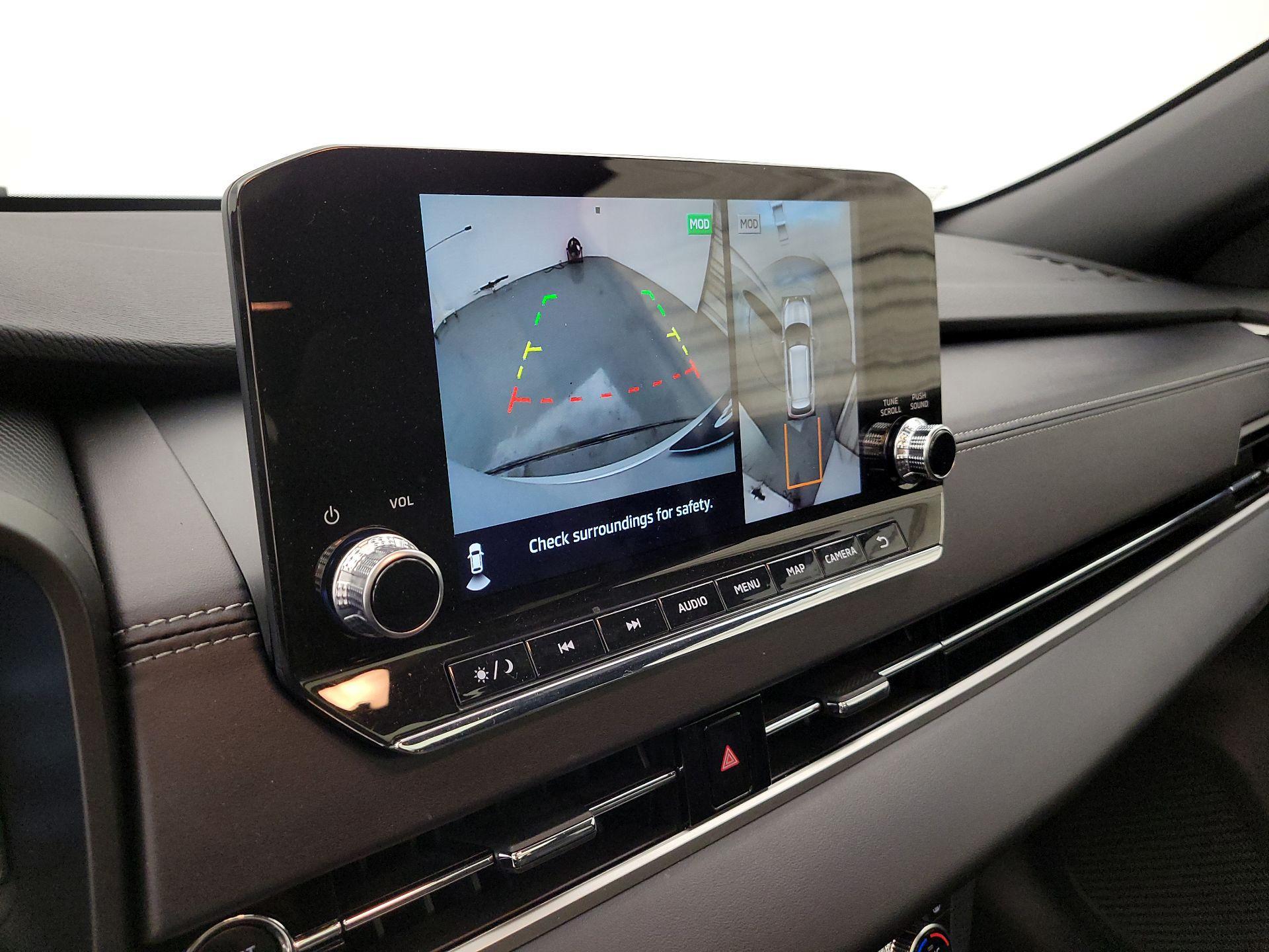 Thumbnail: 2024 Mitsubishi Outlander - 15