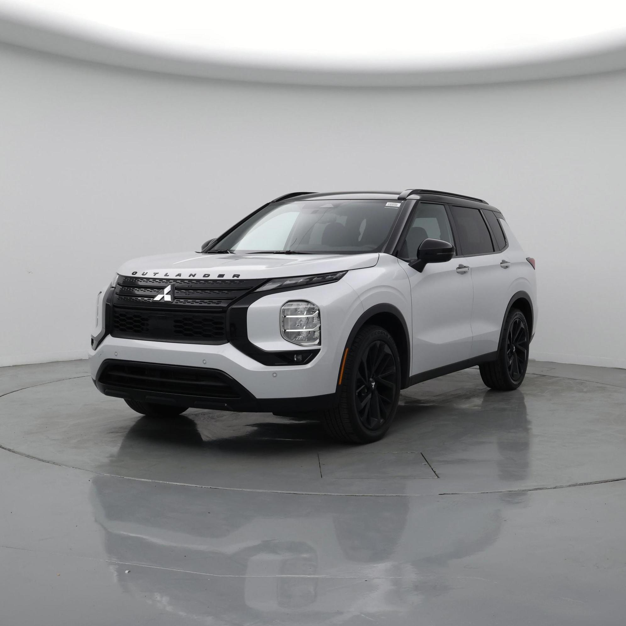 Thumbnail: 2024 Mitsubishi Outlander - 4