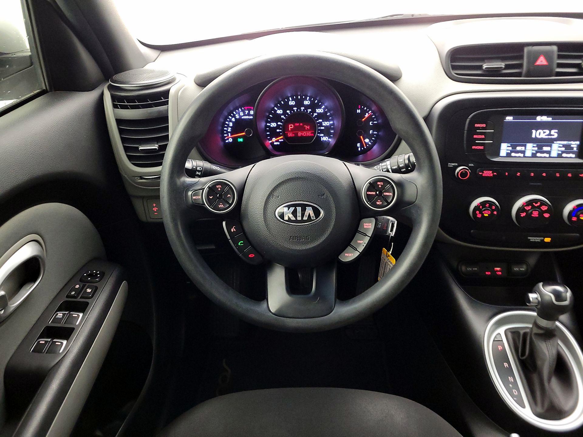 Thumbnail: 2017 Kia Soul - 10