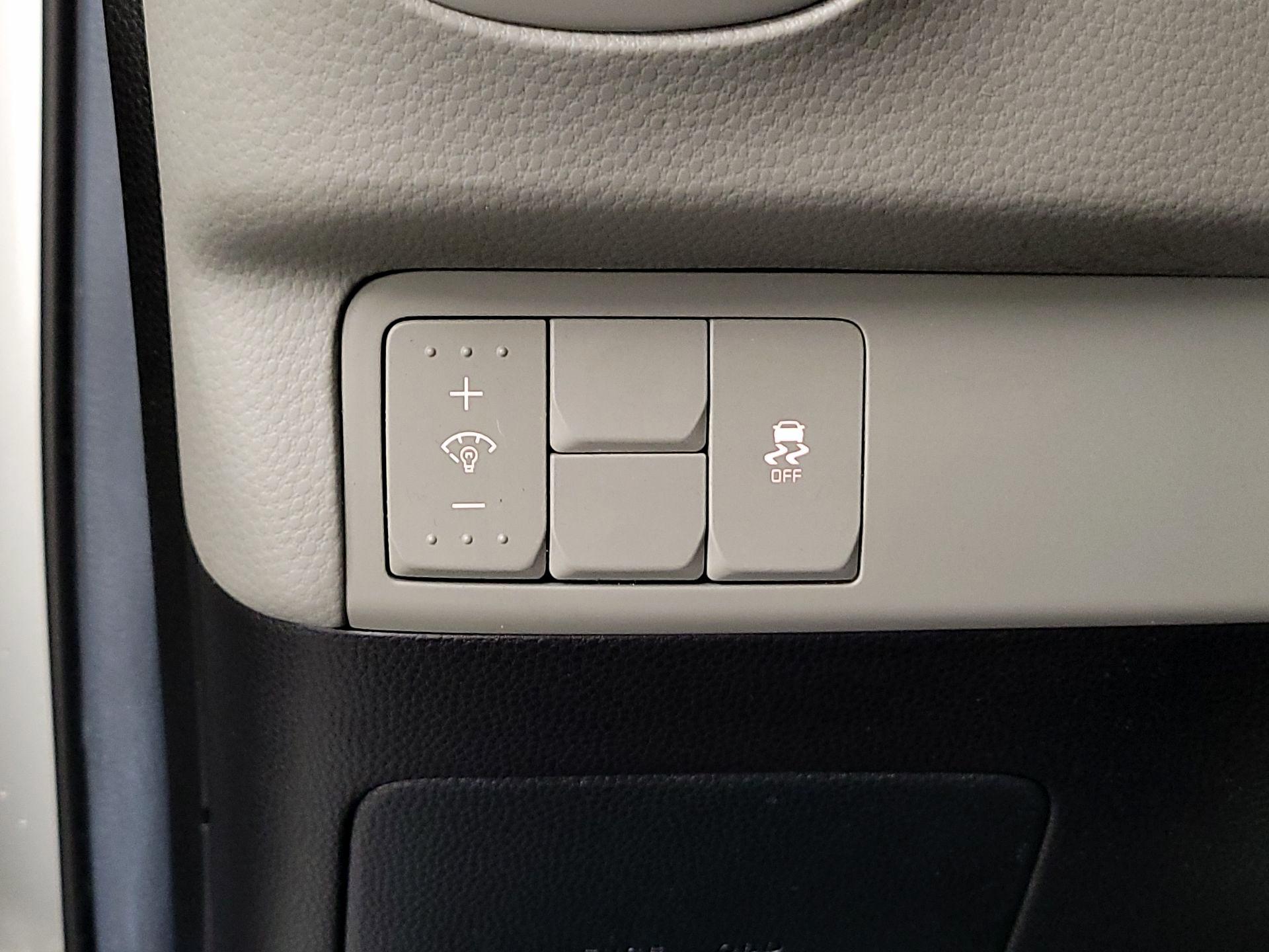 Thumbnail: 2017 Kia Soul - 13