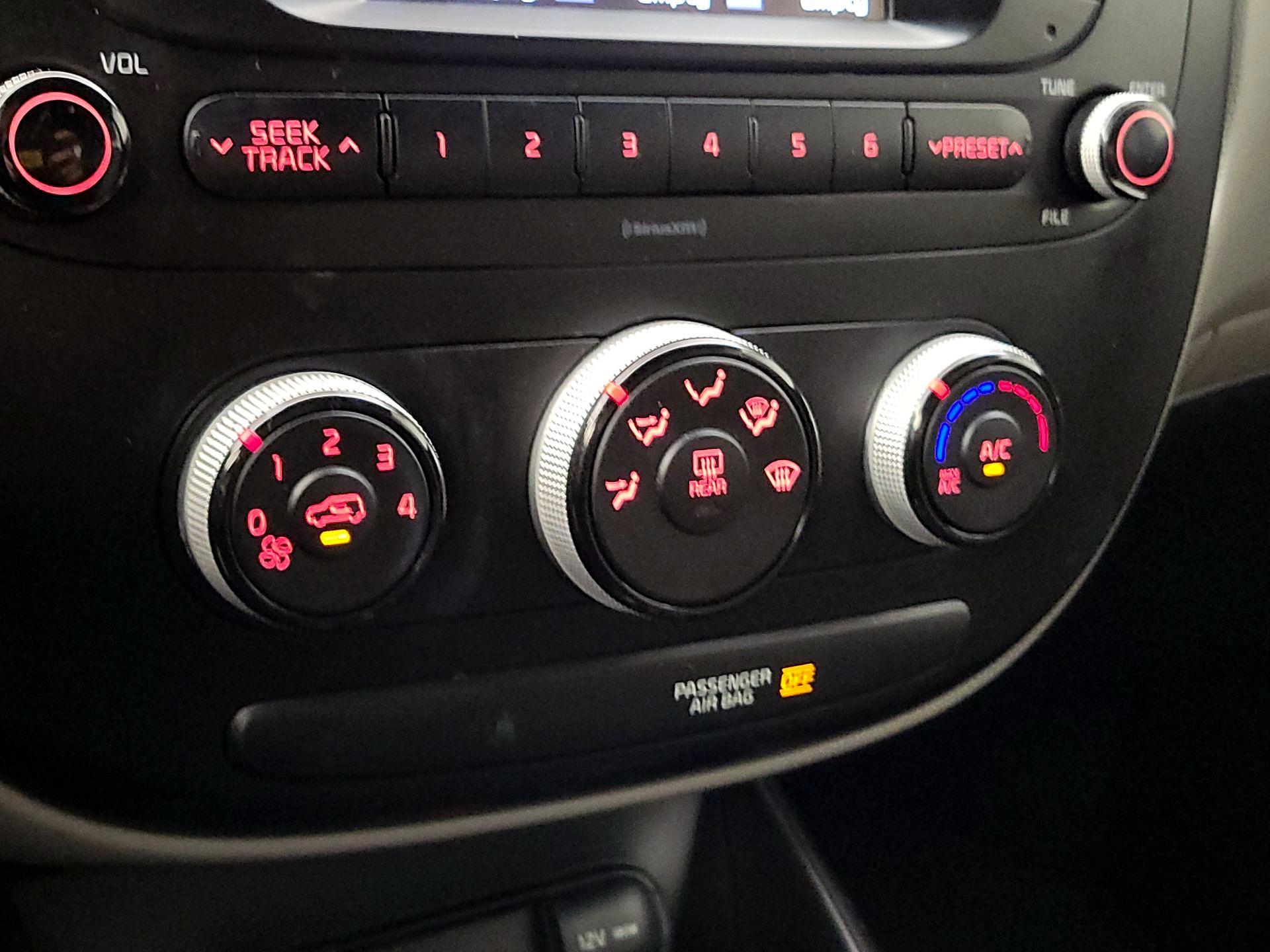 Thumbnail: 2017 Kia Soul - 15