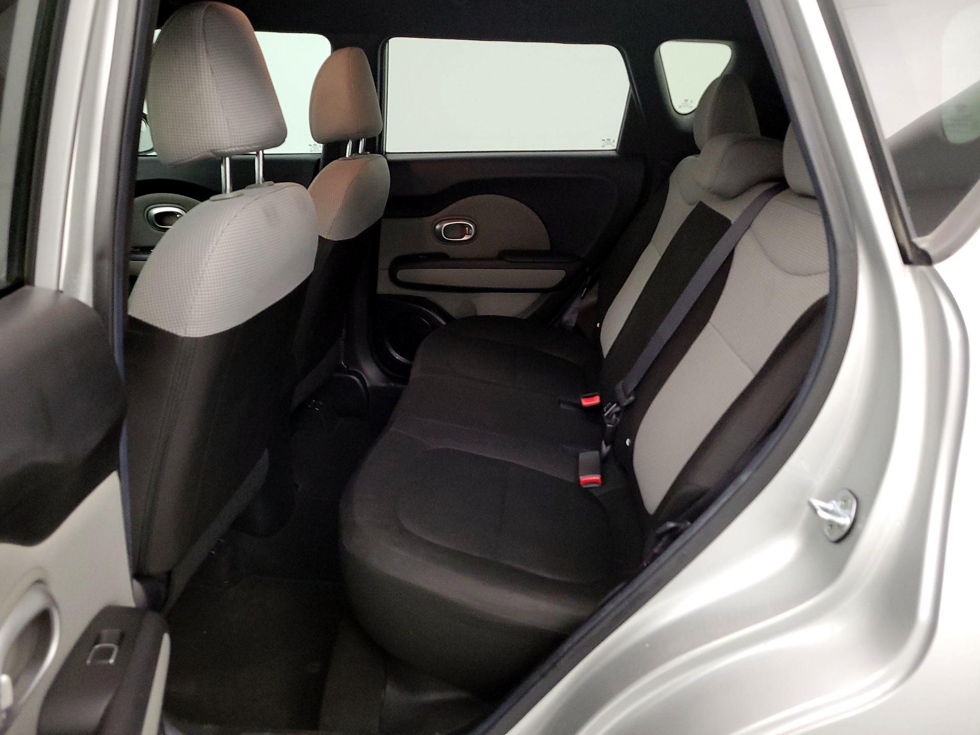 Thumbnail: 2017 Kia Soul - 18