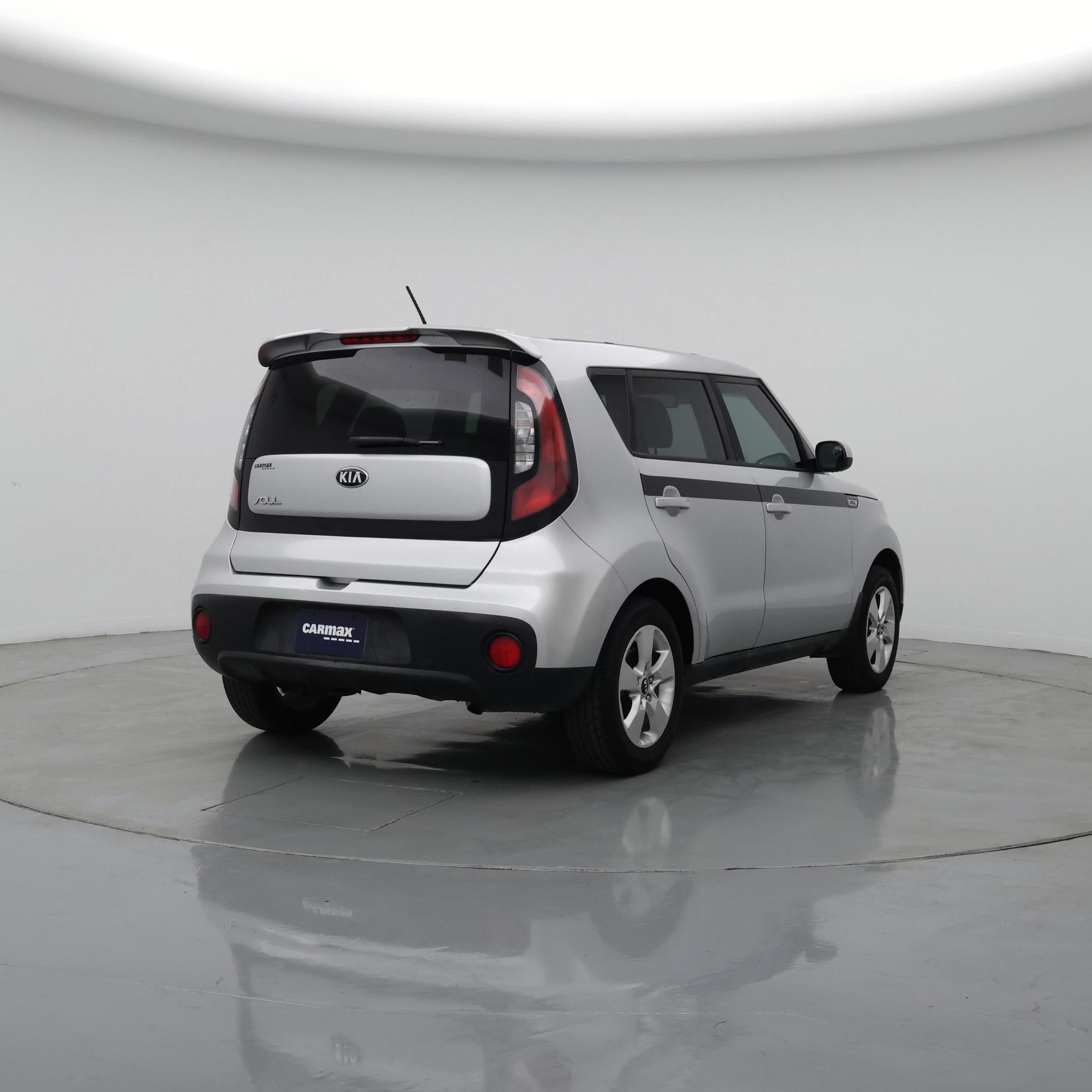 Thumbnail: 2017 Kia Soul - 8