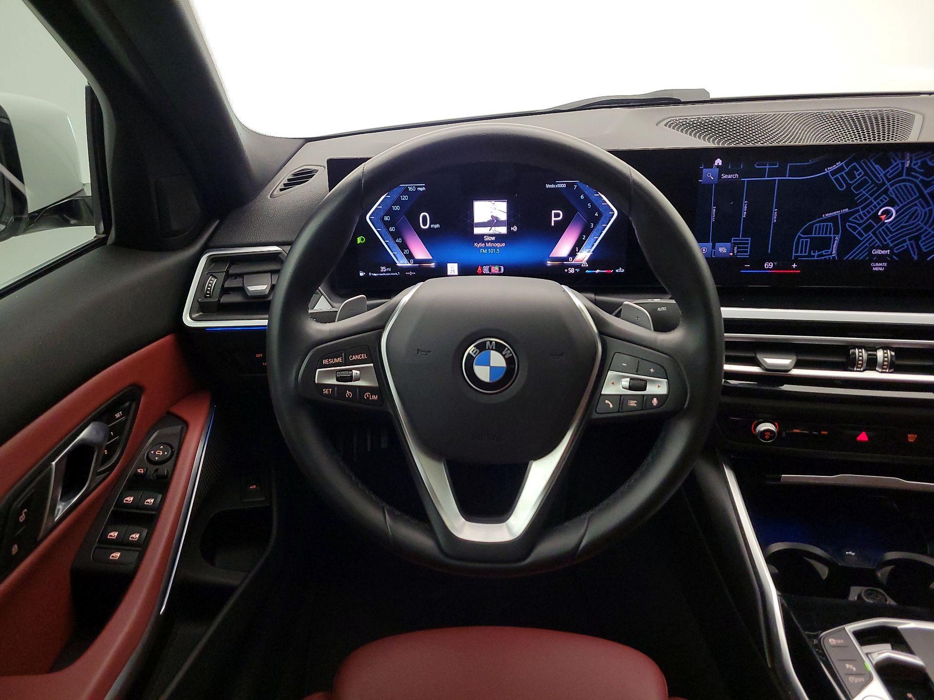 Thumbnail: 2024 BMW 3 Series - 10