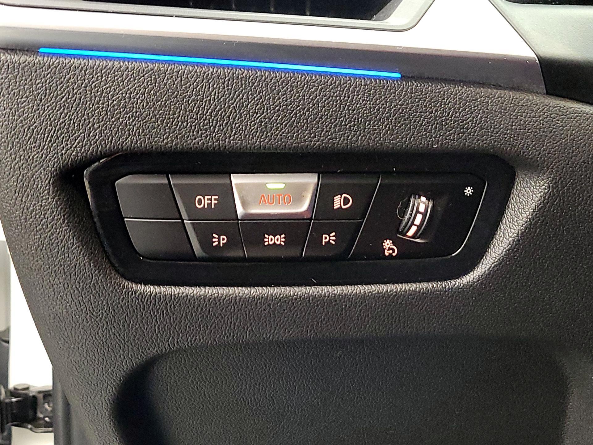 Thumbnail: 2024 BMW 3 Series - 13