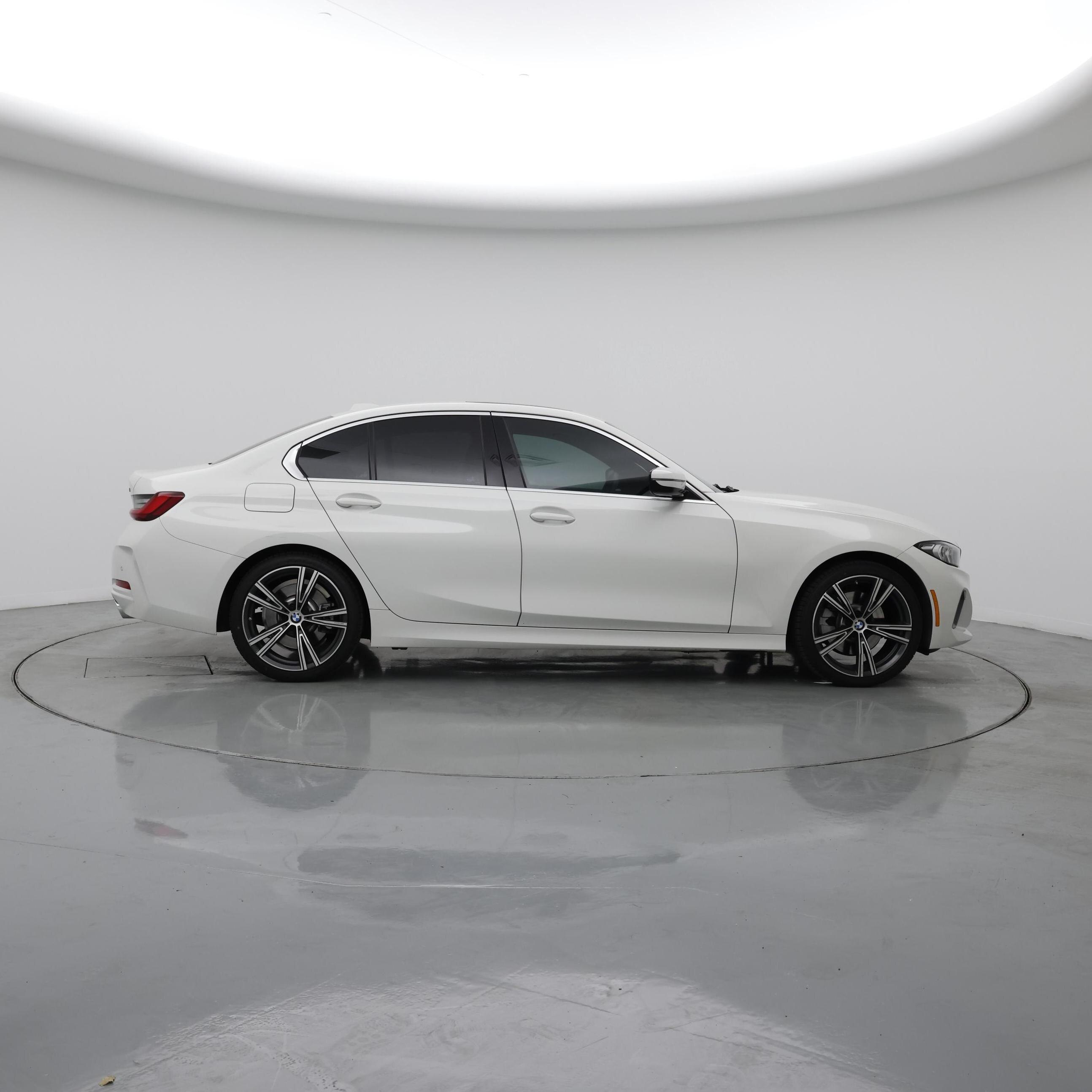 Thumbnail: 2024 BMW 3 Series - 7