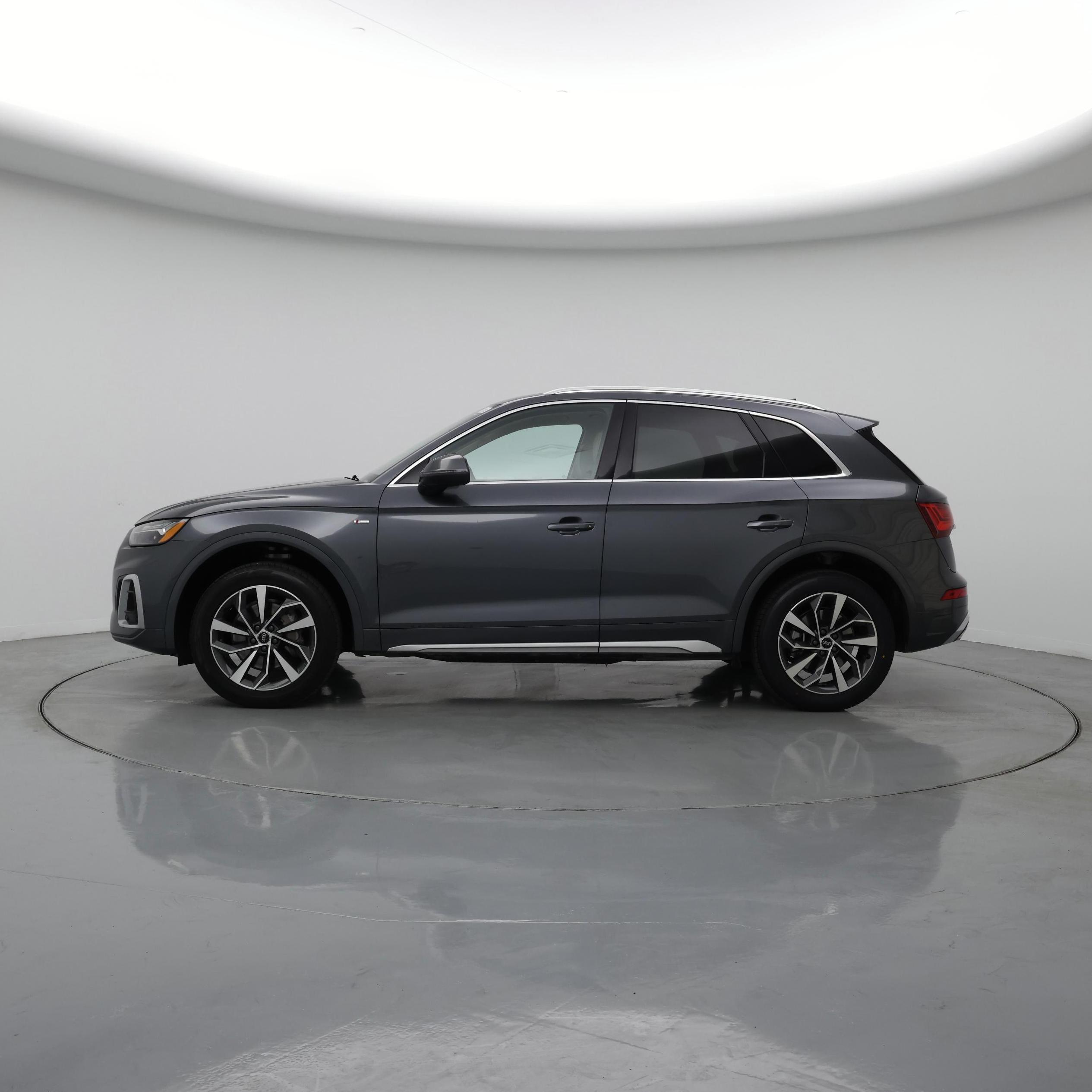 Thumbnail: 2024 Audi Q5 - 3
