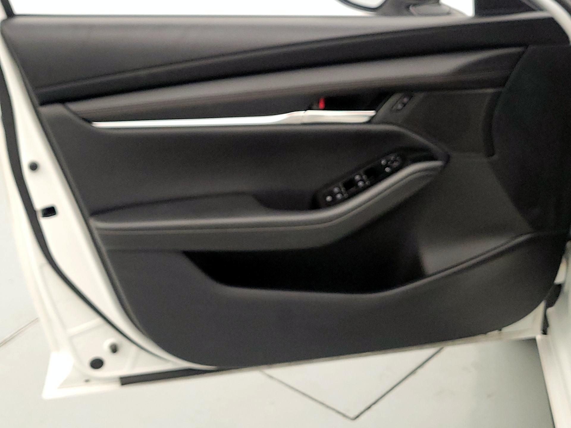 Thumbnail: 2025 Mazda Mazda3 - 12