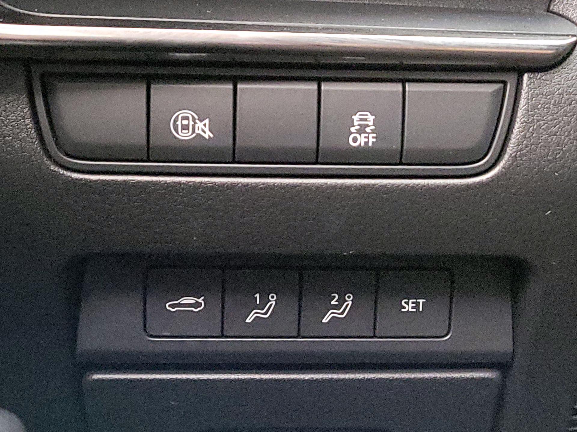 Thumbnail: 2025 Mazda Mazda3 - 13