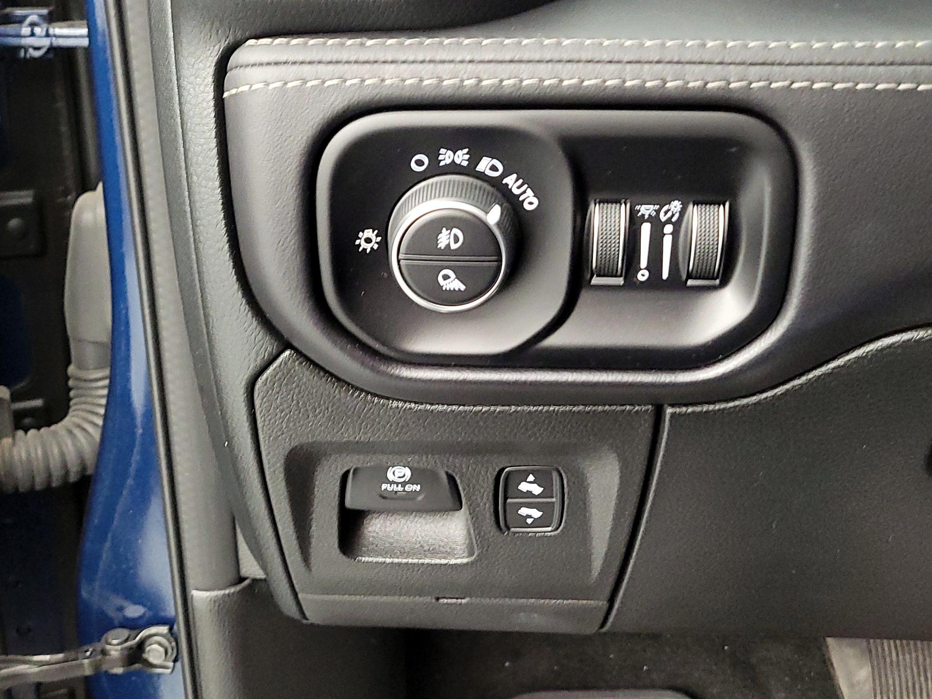 Thumbnail: 2023 RAM 1500 - 13