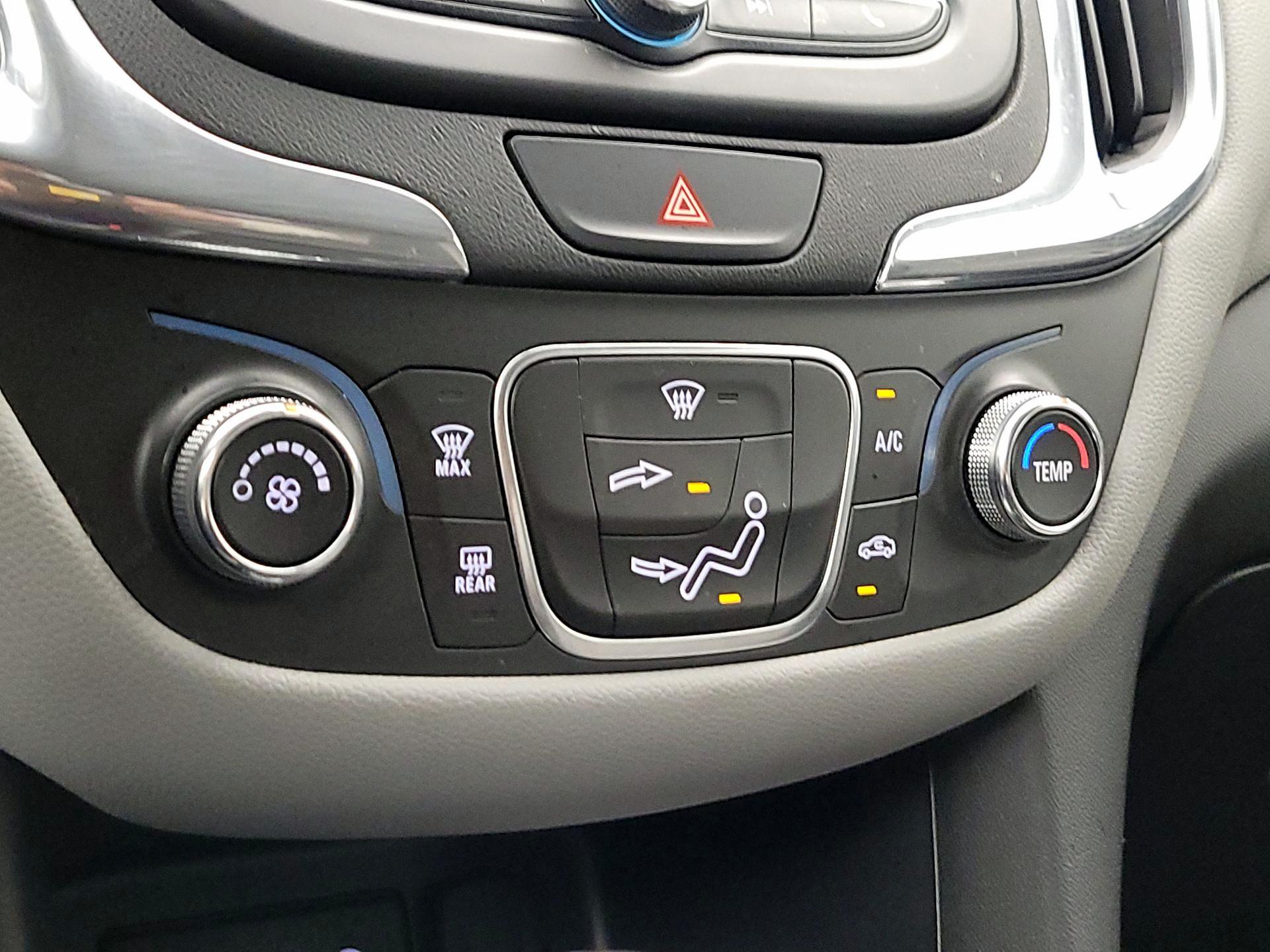 Thumbnail: 2019 Chevrolet Equinox - 16