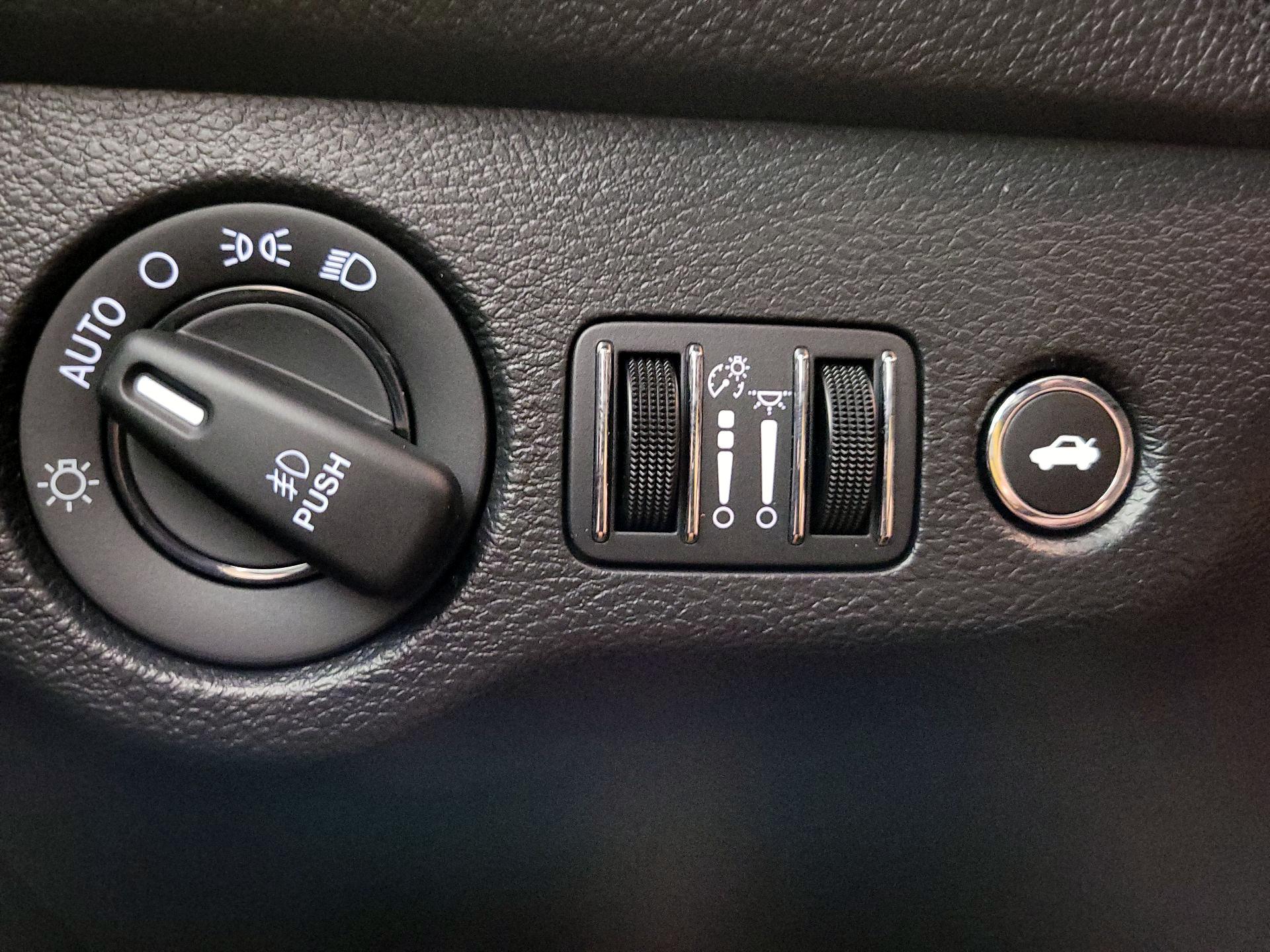 Thumbnail: 2022 Dodge Challenger - 13