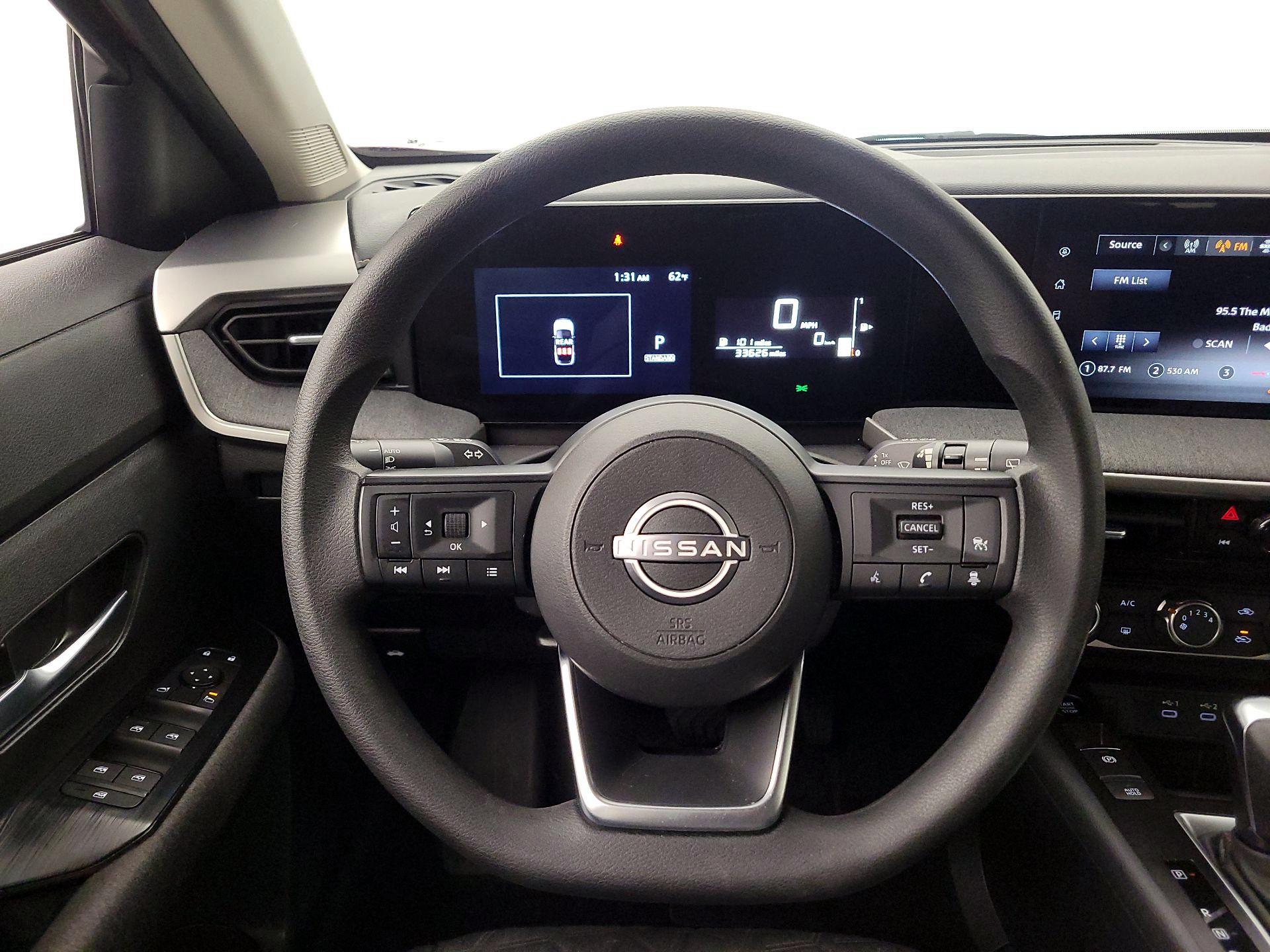 Thumbnail: 2025 Nissan Kicks - 10