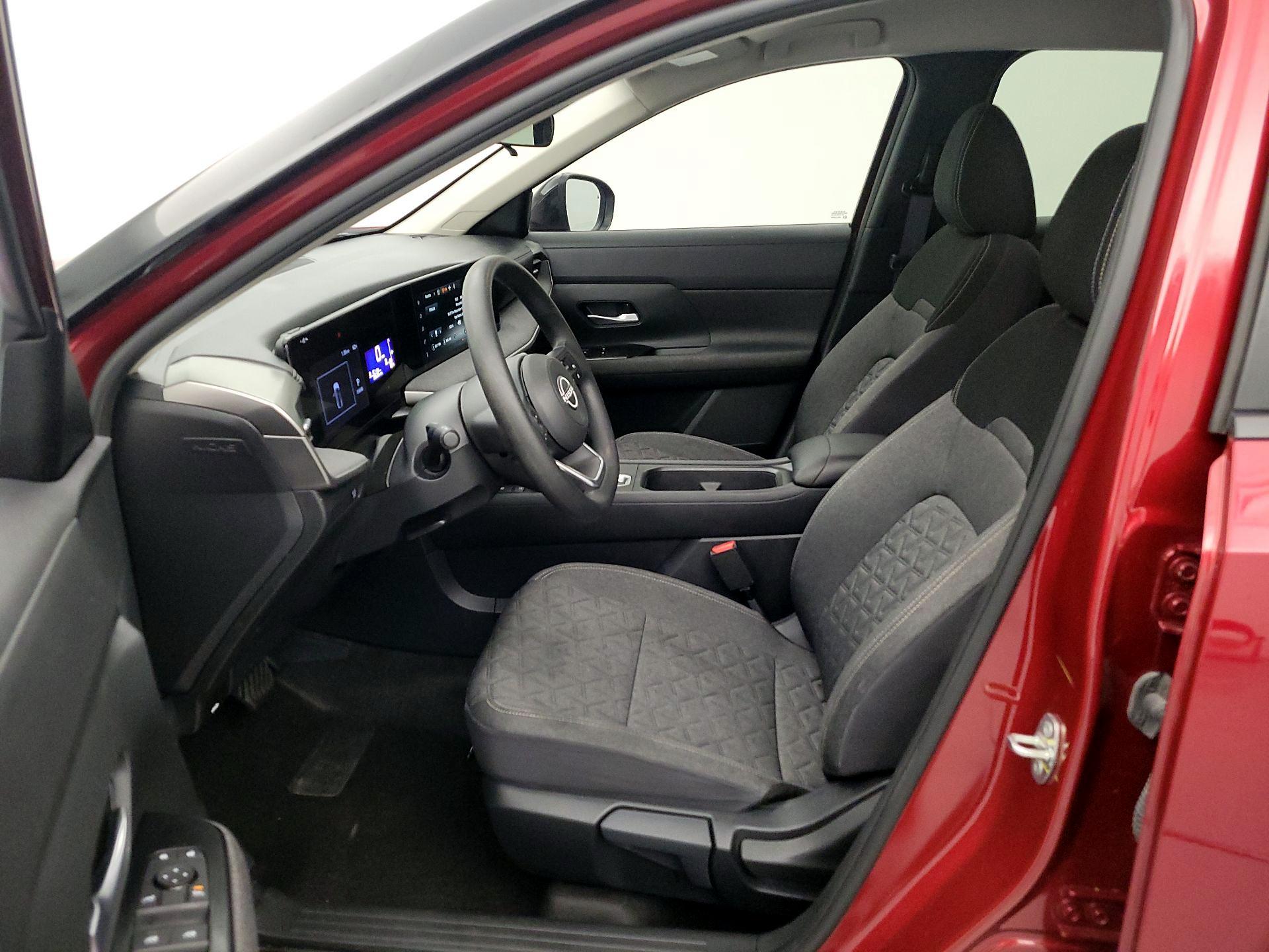 Thumbnail: 2025 Nissan Kicks - 11