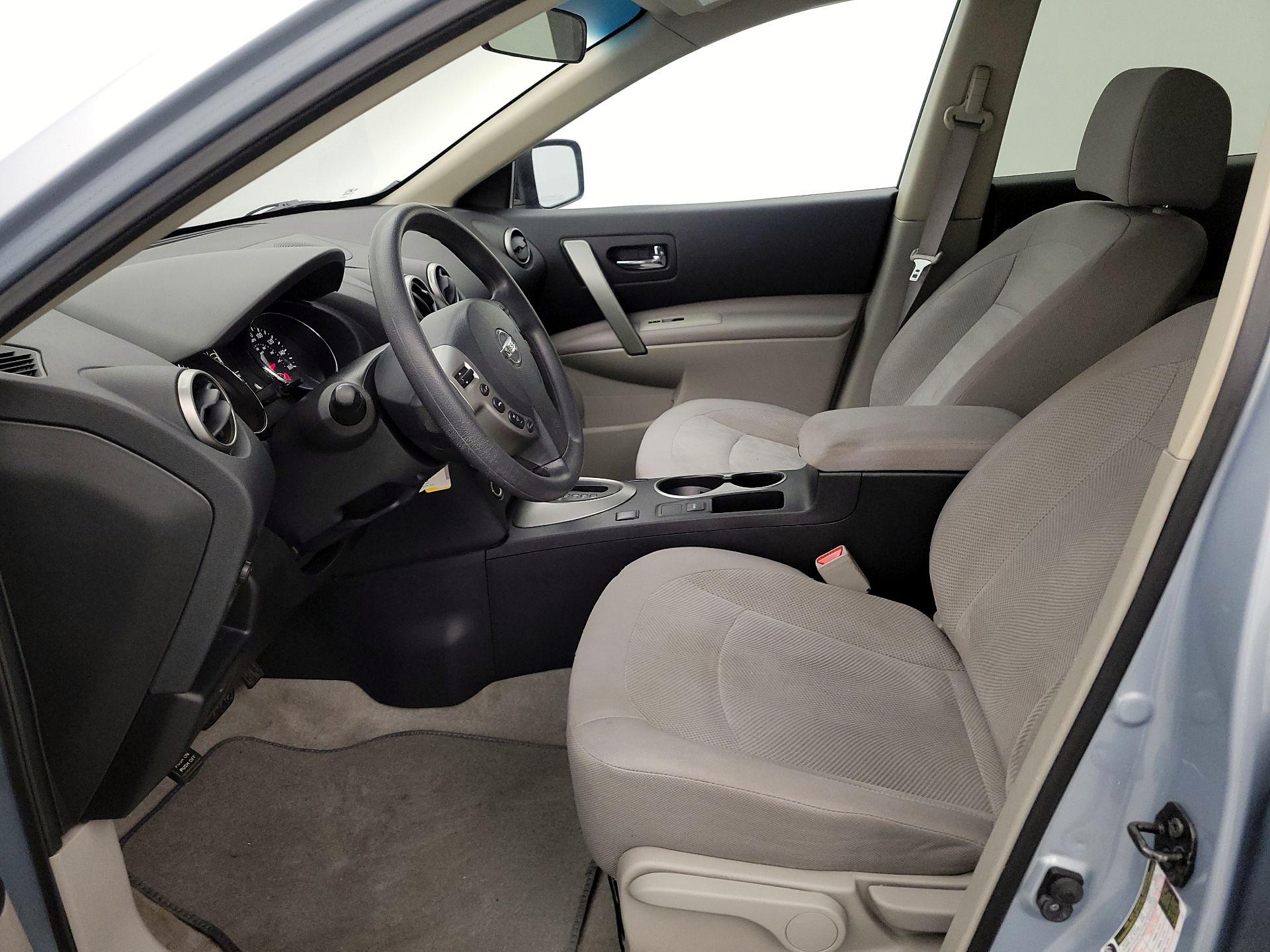 Thumbnail: 2015 Nissan Rogue - 11