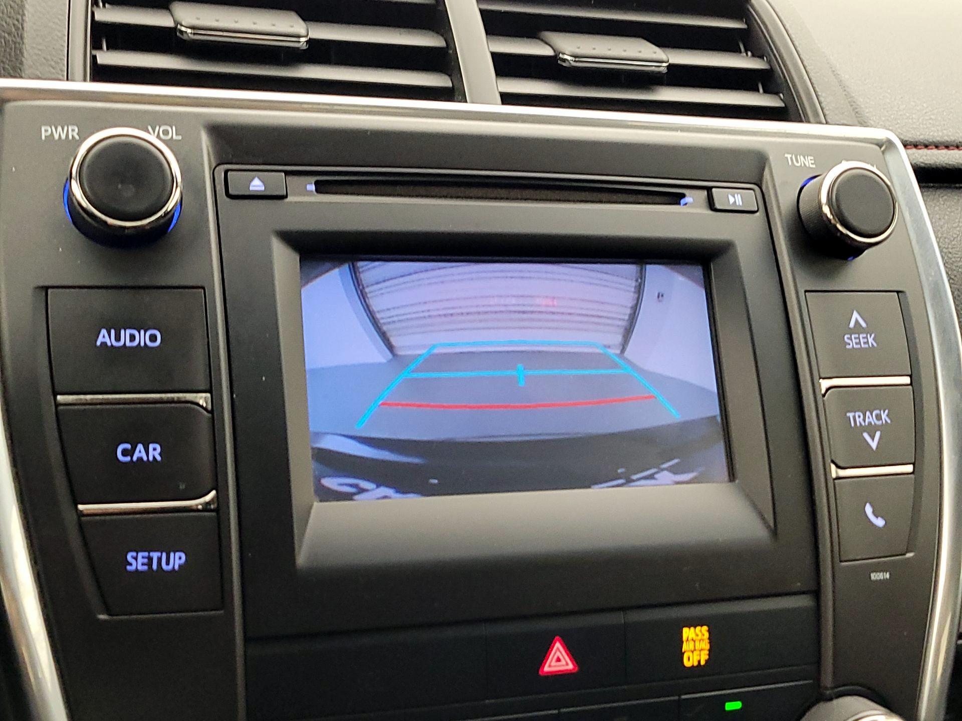 Thumbnail: 2017 Toyota Camry - 14