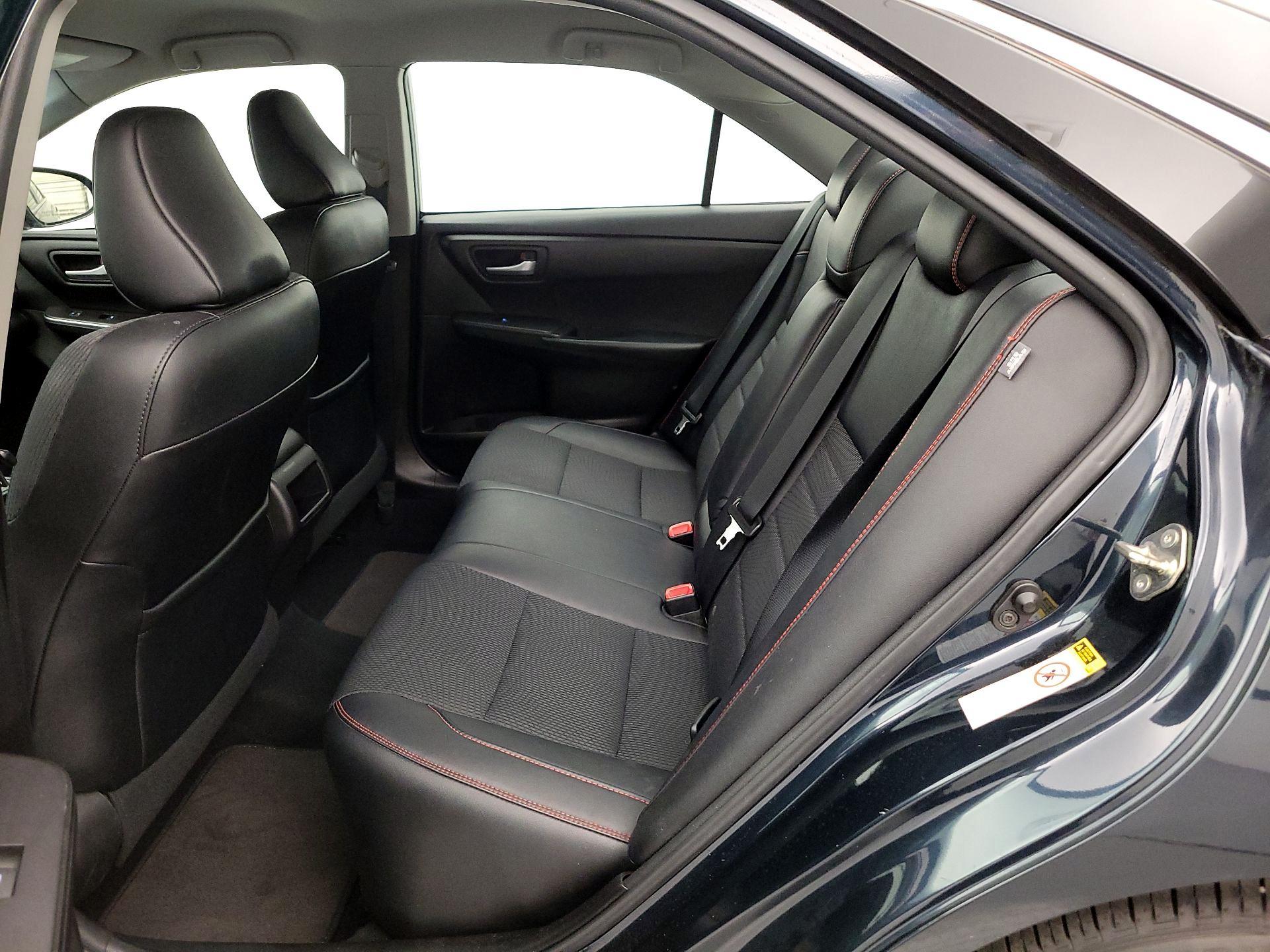 Thumbnail: 2017 Toyota Camry - 19