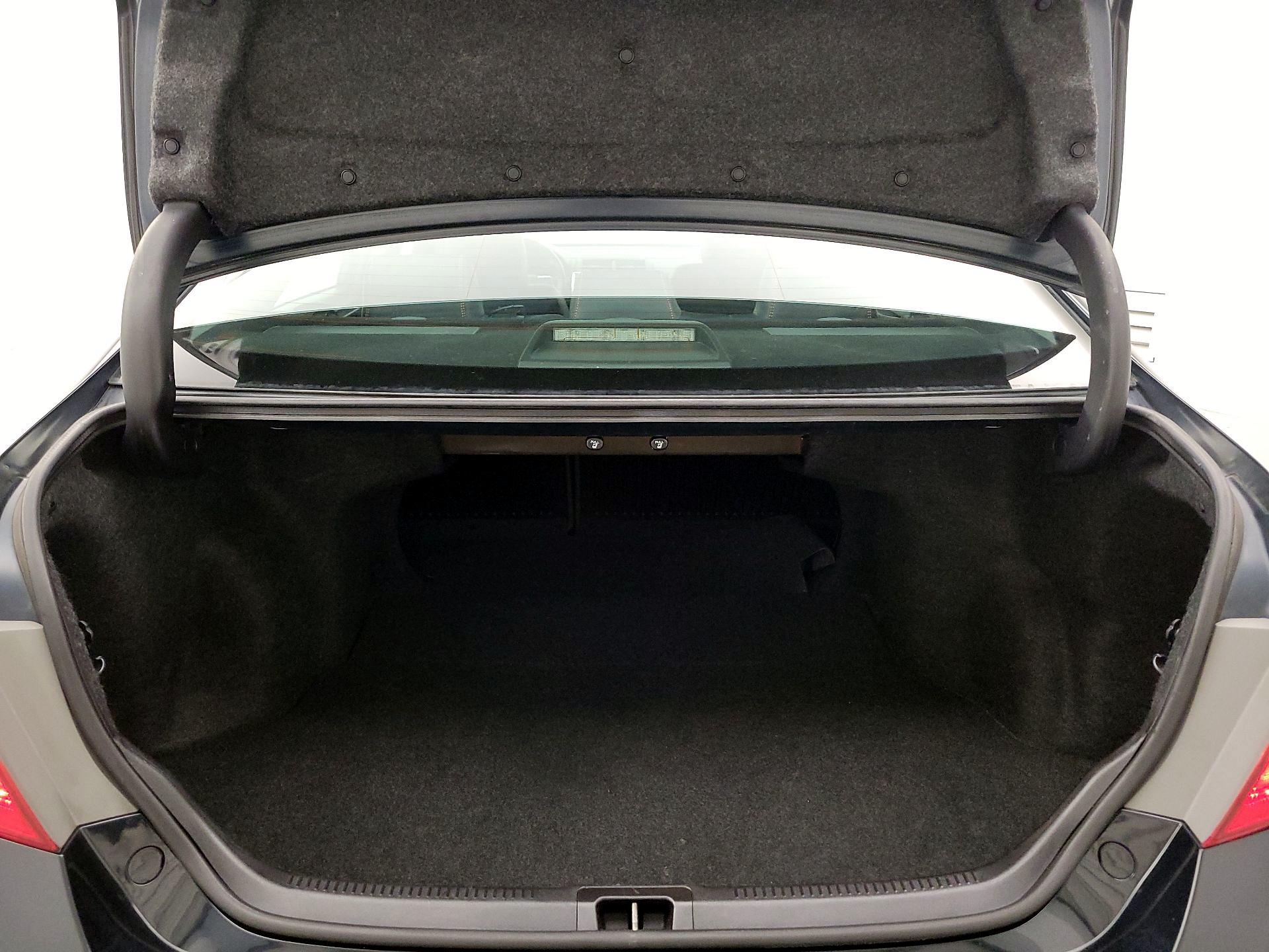 Thumbnail: 2017 Toyota Camry - 20