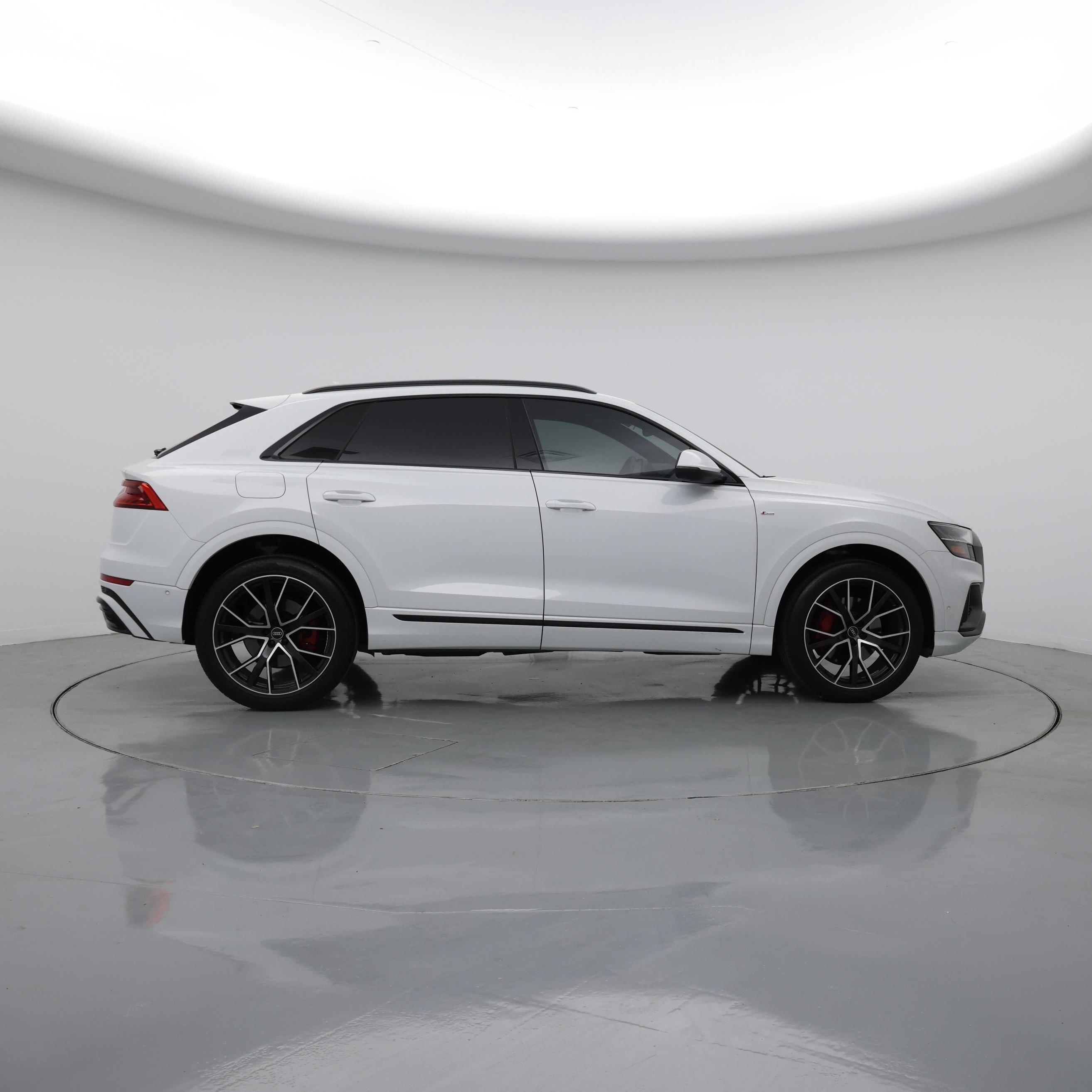 Thumbnail: 2021 Audi Q8 - 7