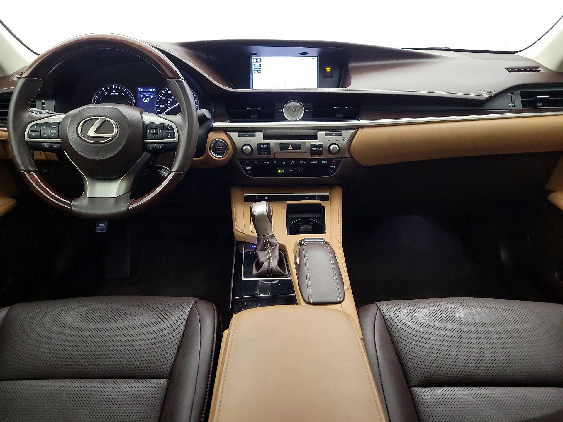 Thumbnail: 2018 Lexus ES - 9